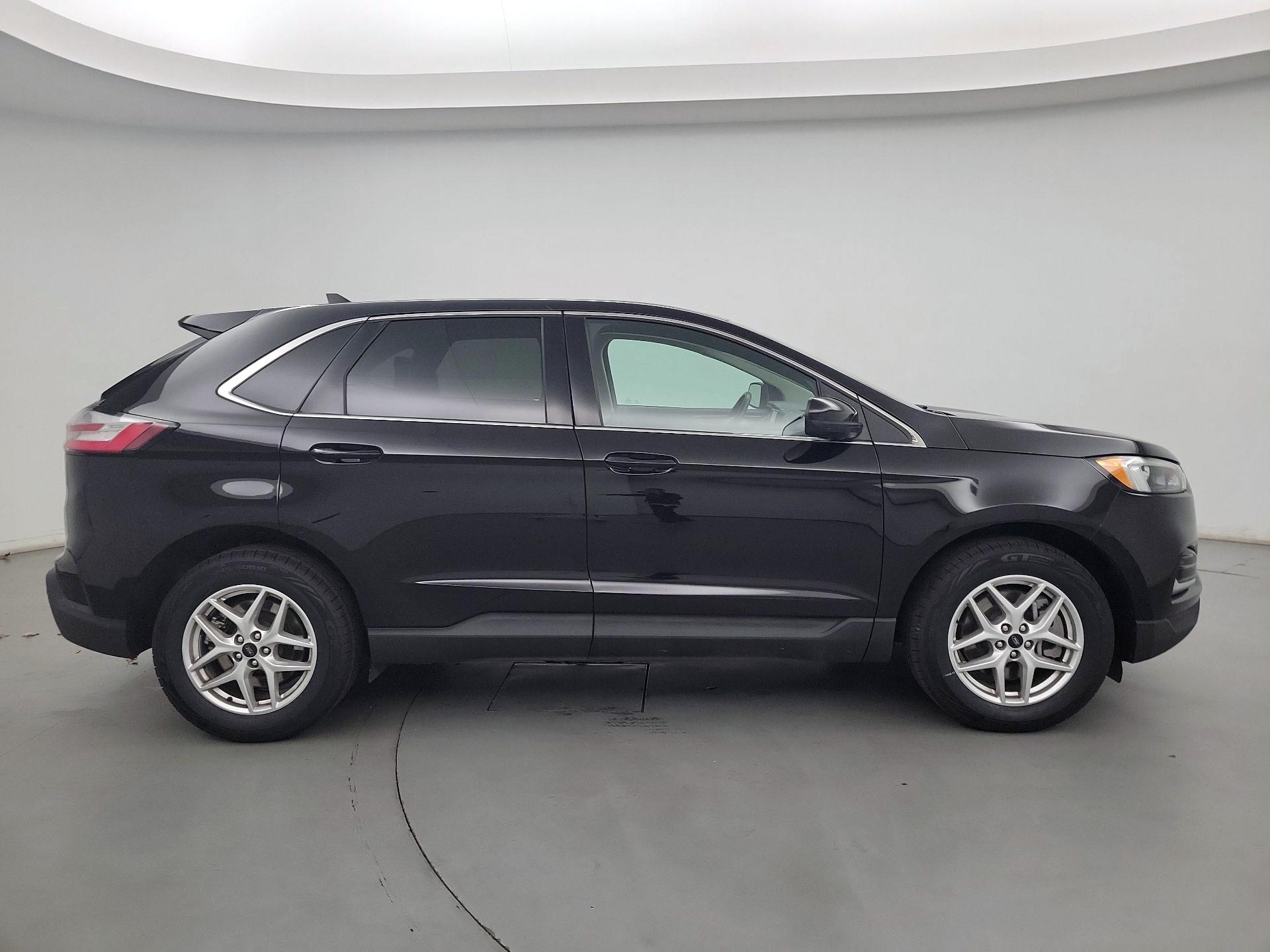 Thumbnail: 2024 Ford Edge - 4