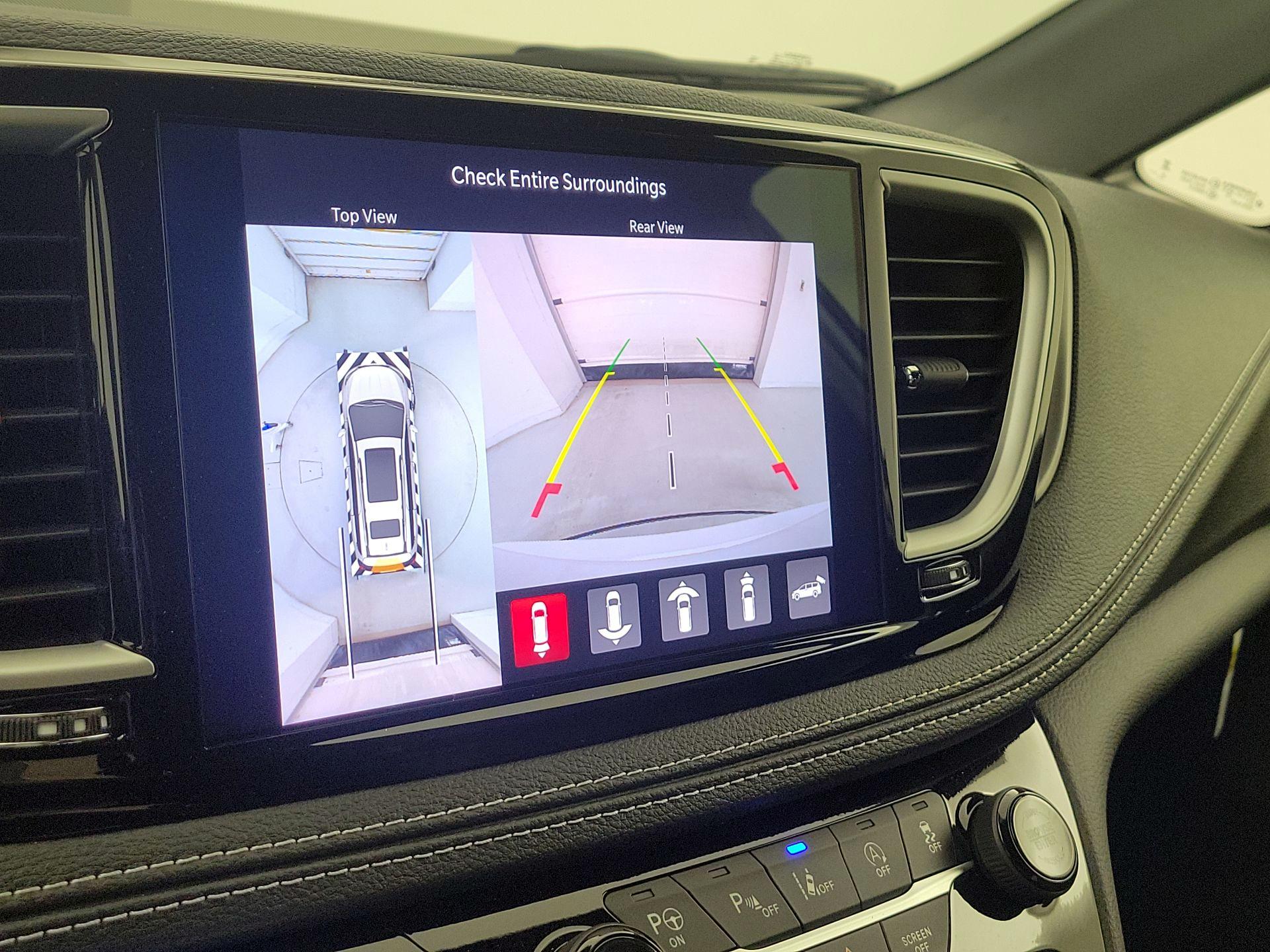 Thumbnail: 2025 Chrysler Pacifica - 14