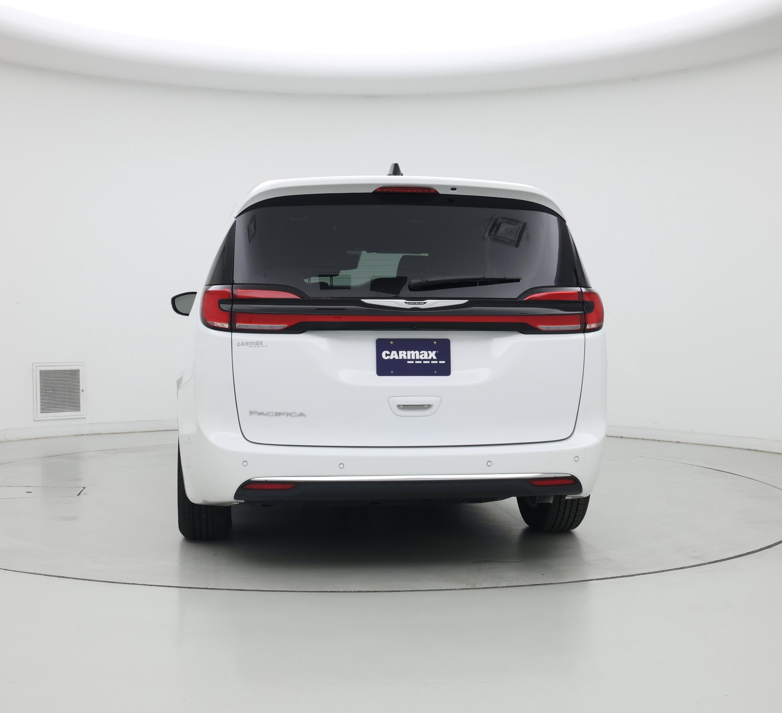 Thumbnail: 2025 Chrysler Pacifica - 6