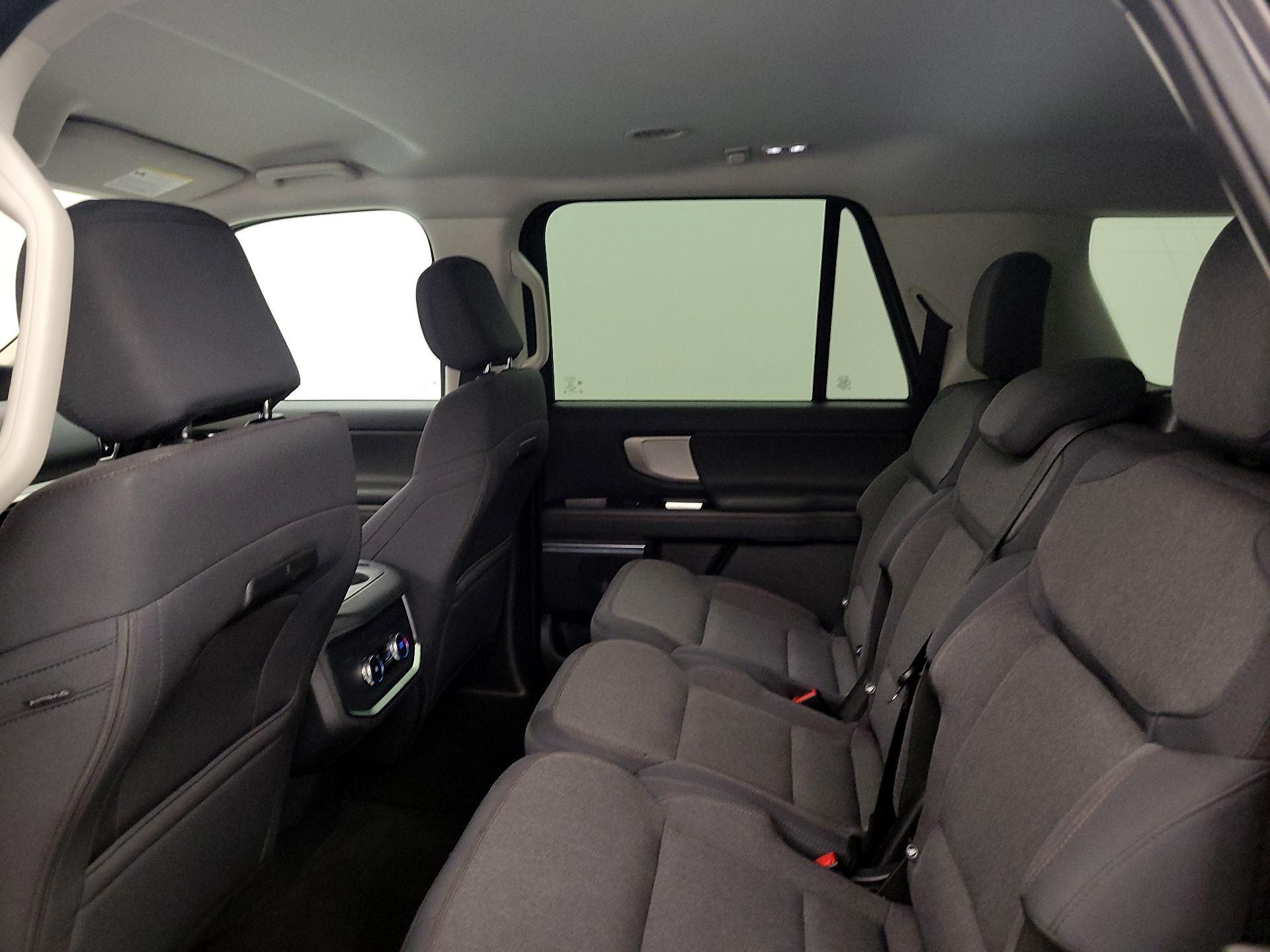 Thumbnail: 2025 Ford Expedition MAX - 19