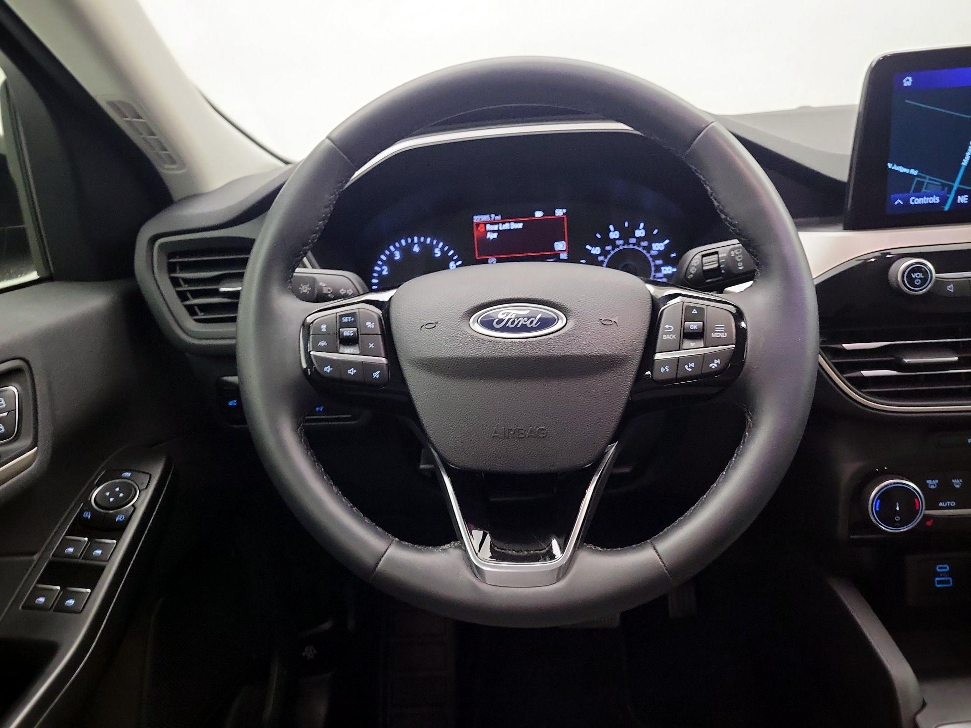 Thumbnail: 2022 Ford Escape - 10