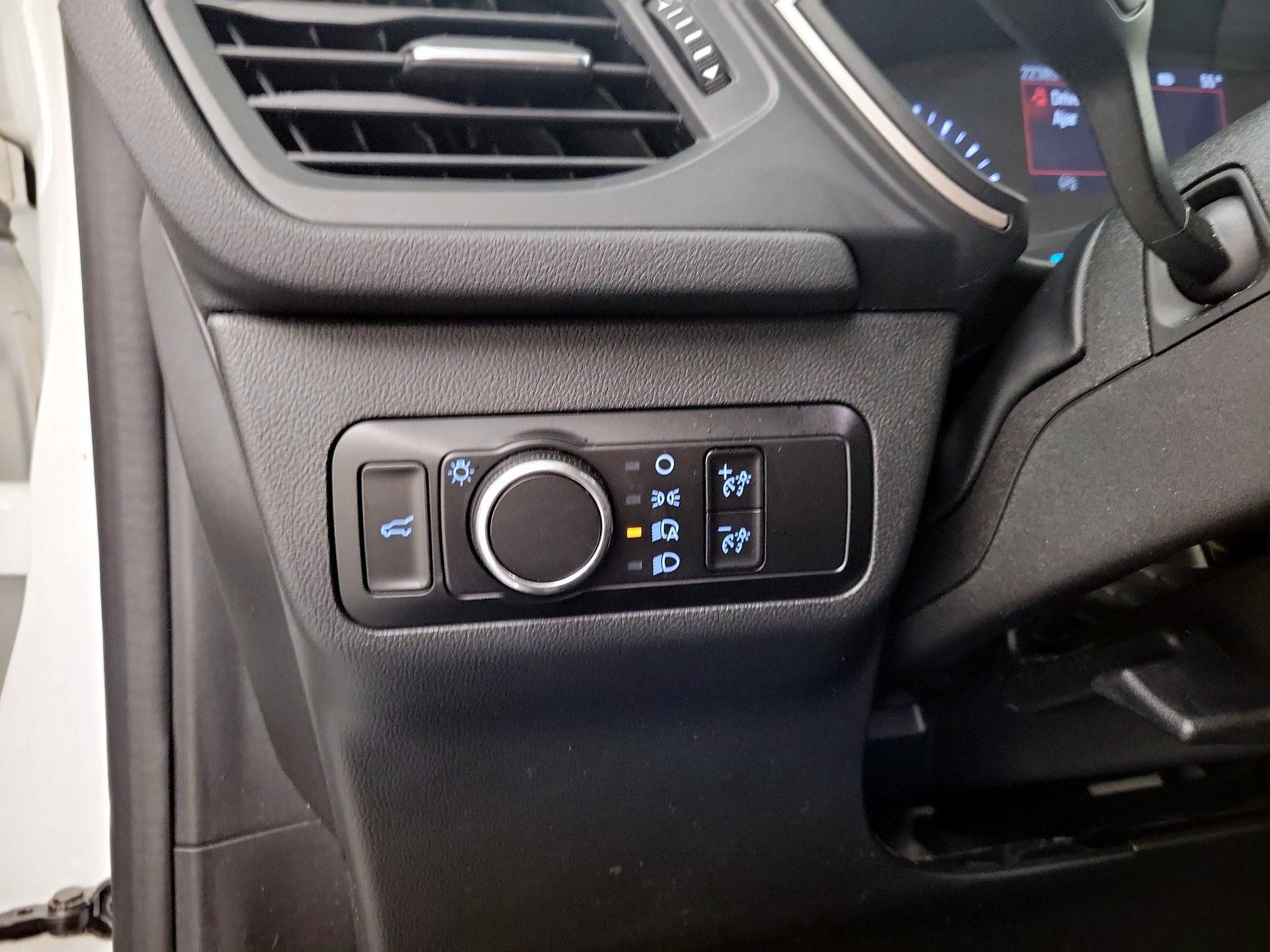 Thumbnail: 2022 Ford Escape - 13