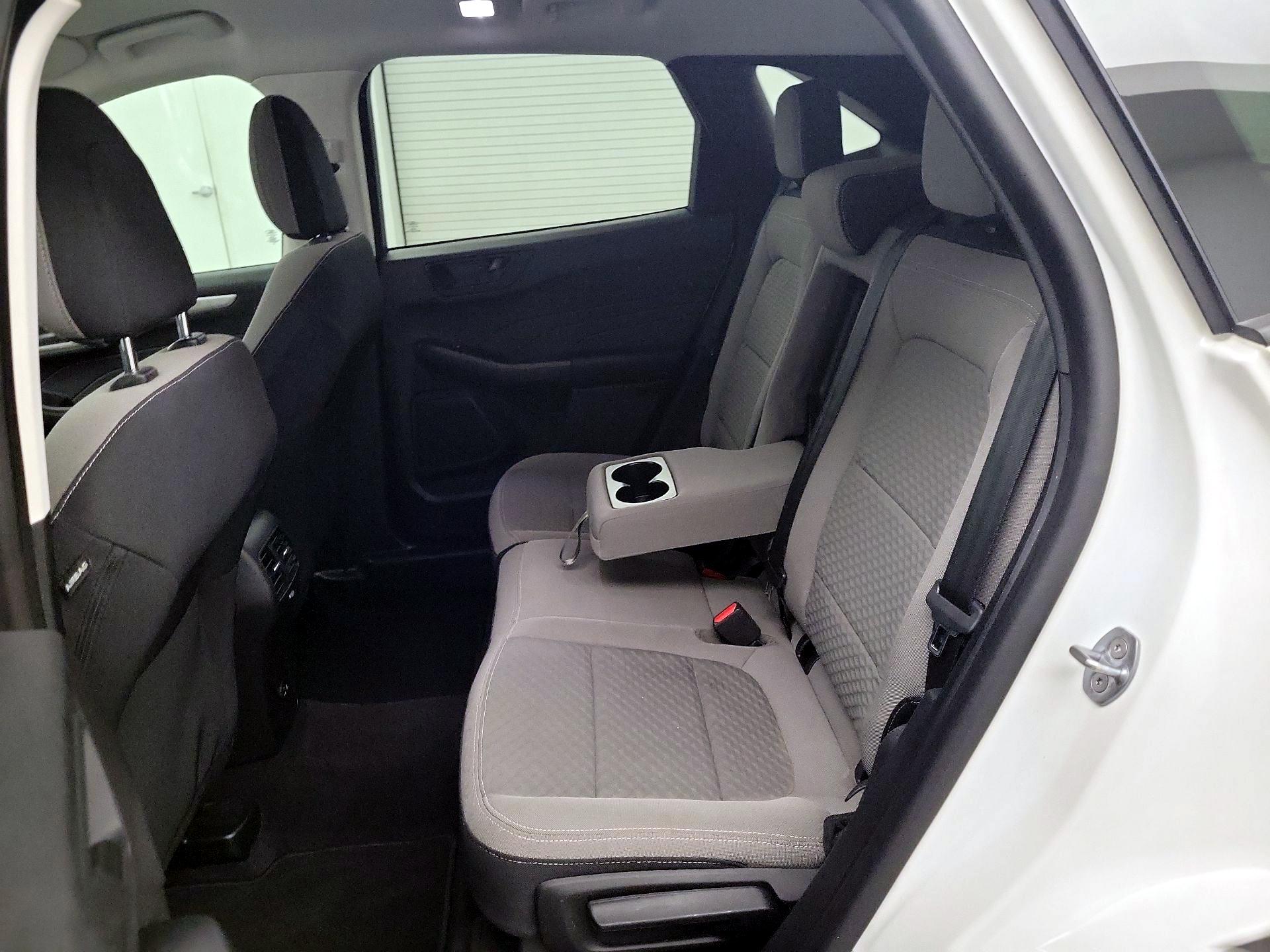 Thumbnail: 2022 Ford Escape - 20