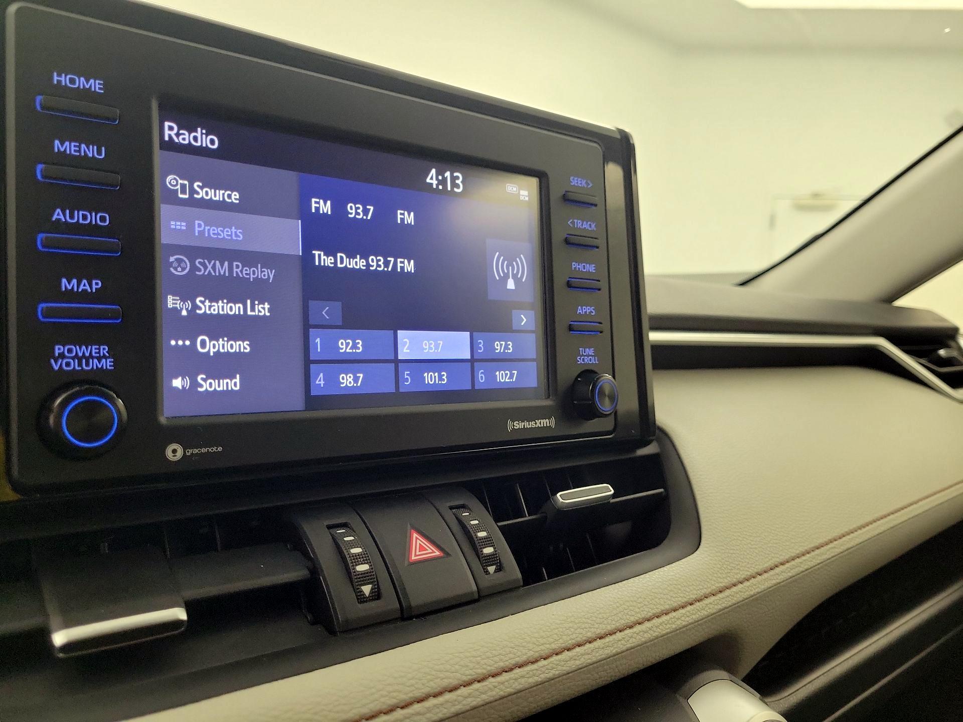 Thumbnail: 2022 Toyota RAV4 - 15