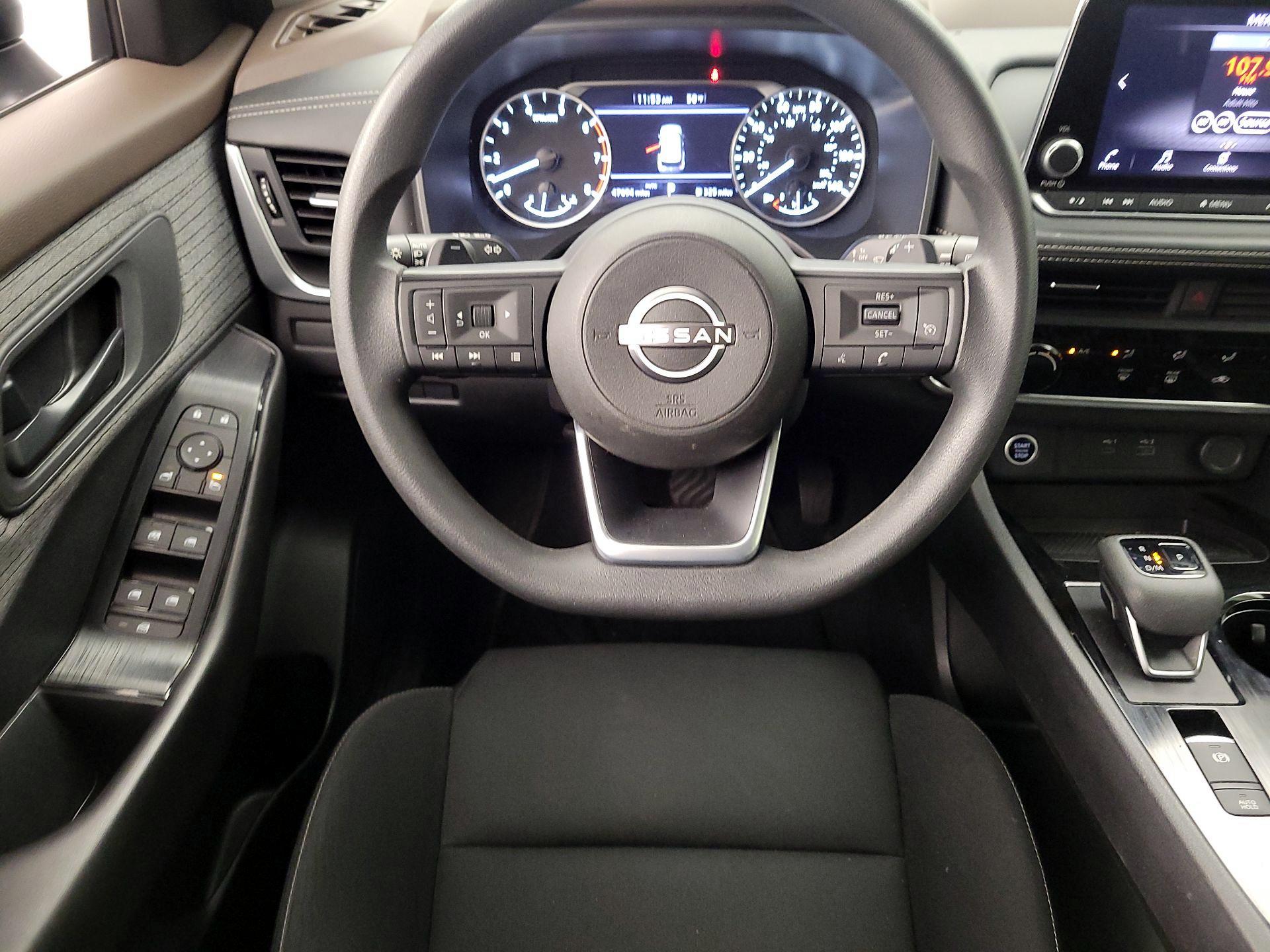 Thumbnail: 2023 Nissan Rogue - 10