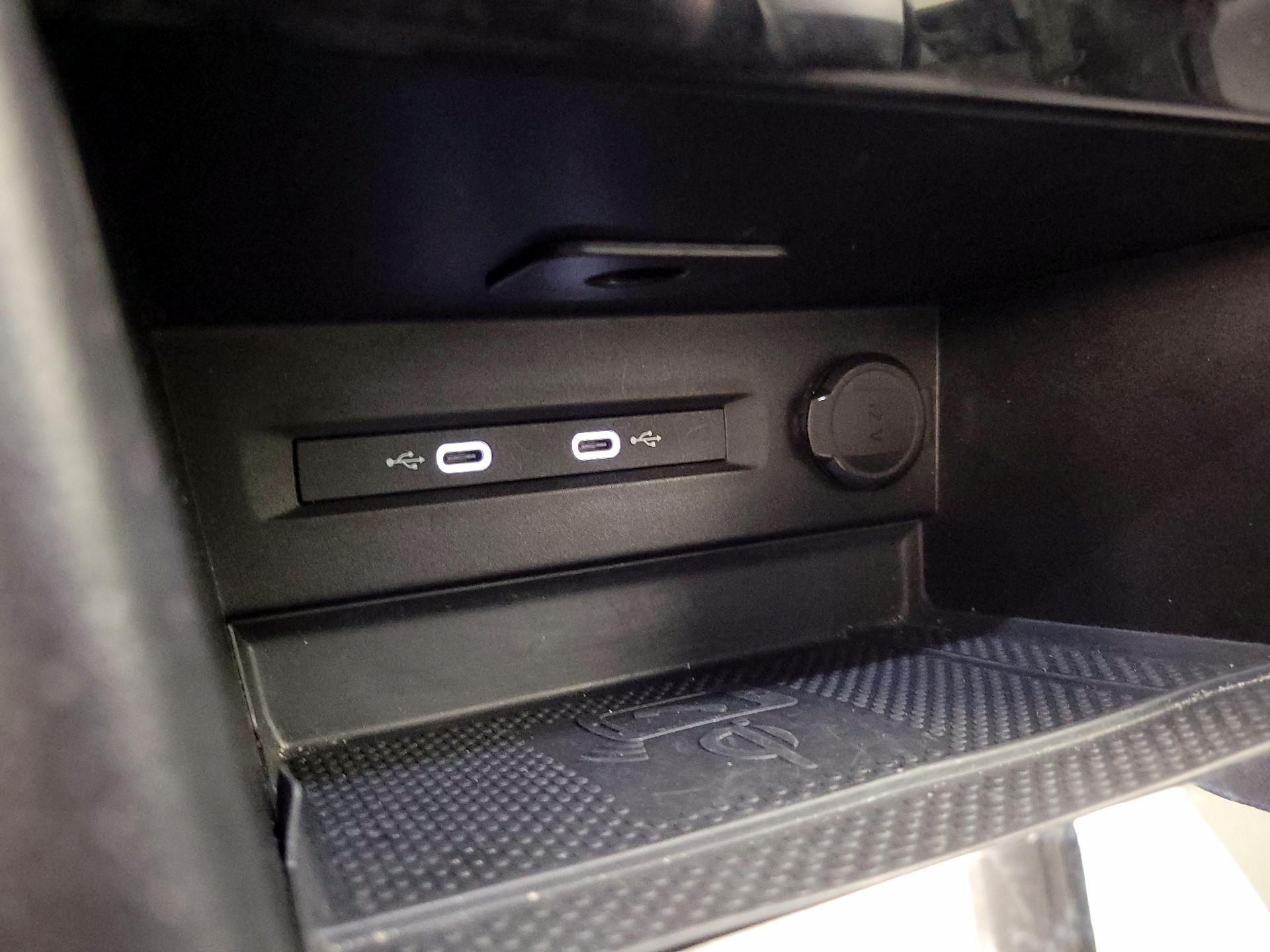 Thumbnail: 2024 Volkswagen Taos - 18