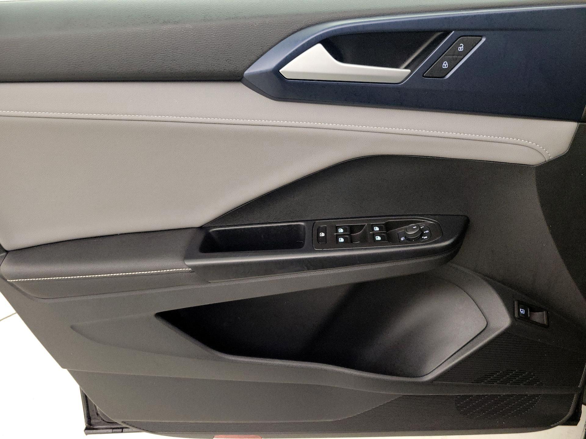 Thumbnail: 2024 Volkswagen Taos - 12