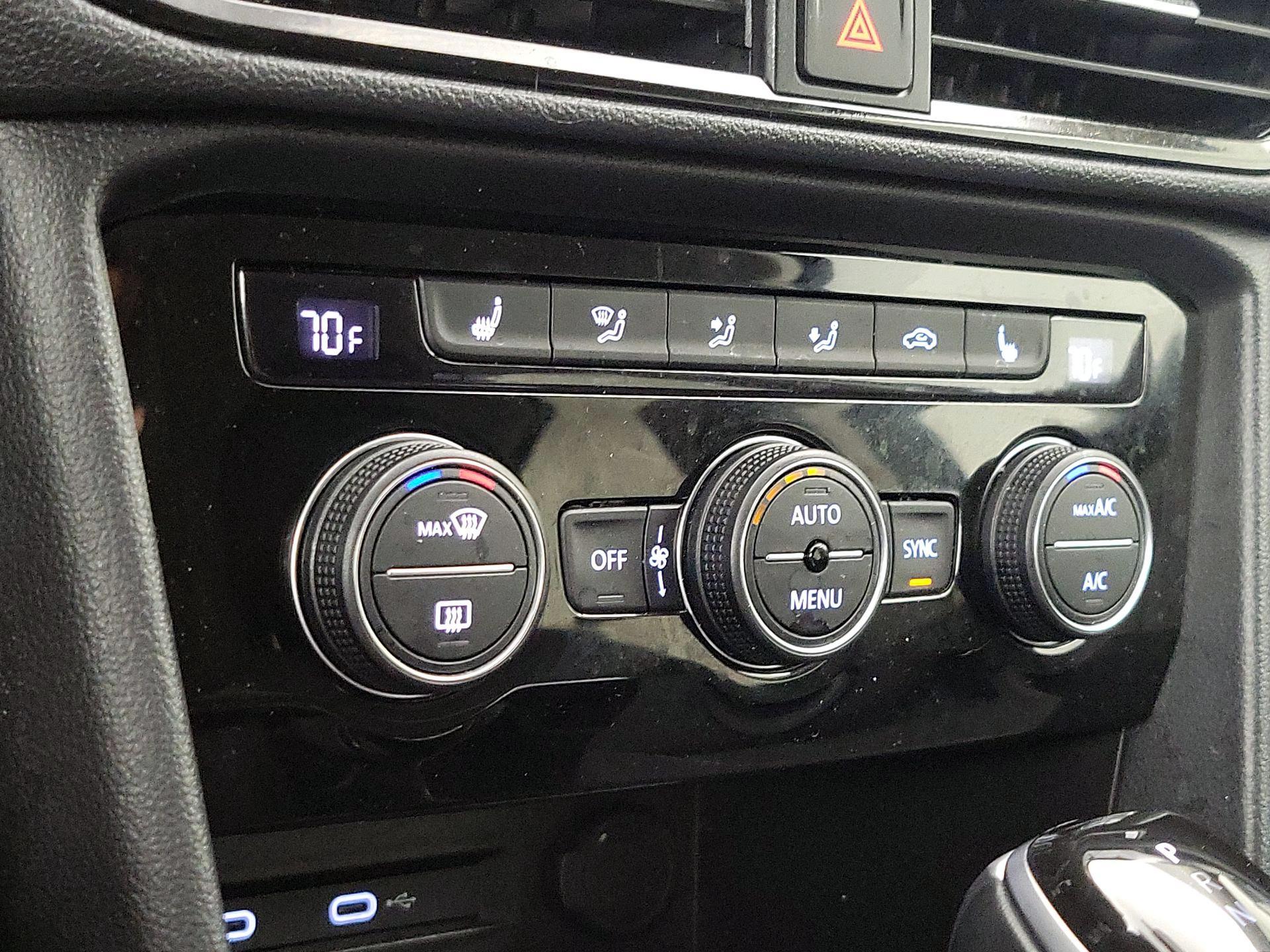 Thumbnail: 2024 Volkswagen Taos - 16