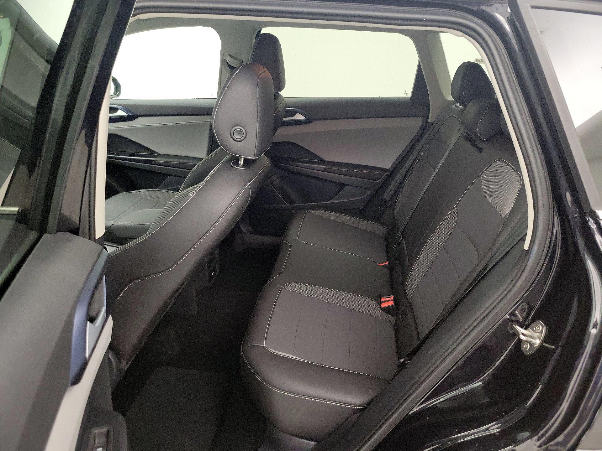 Thumbnail: 2024 Volkswagen Taos - 19