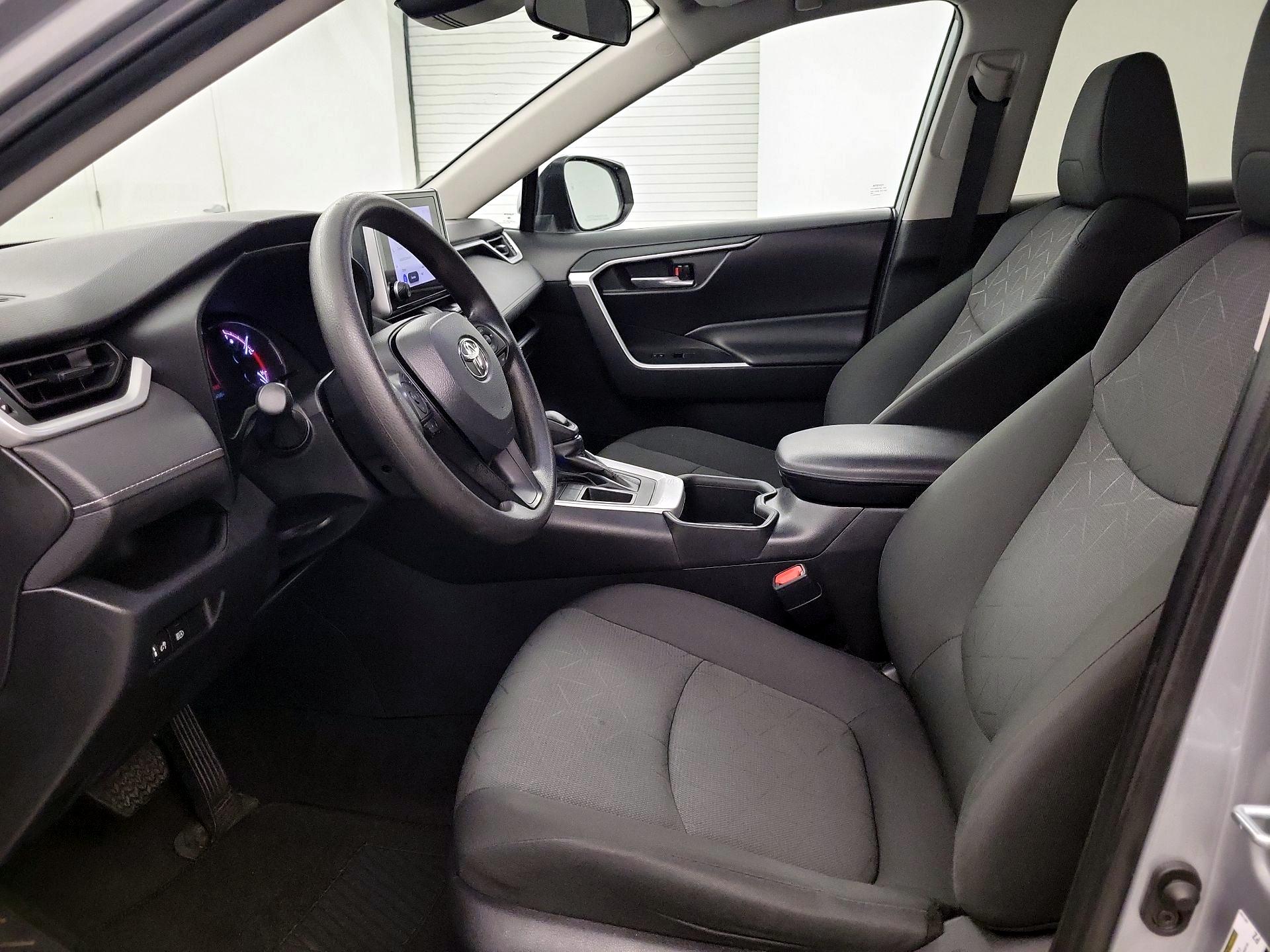 Thumbnail: 2024 Toyota RAV4 - 9