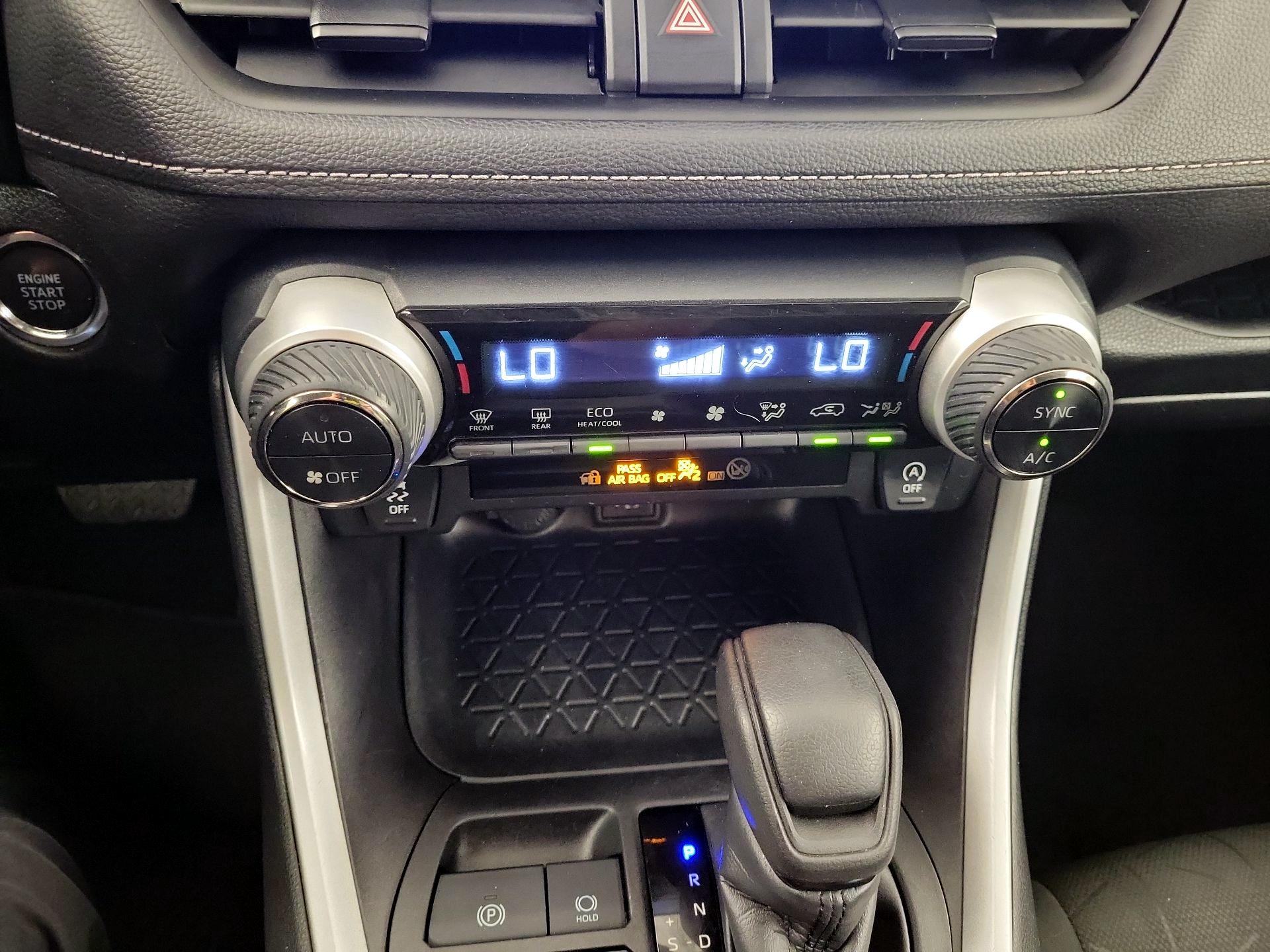 Thumbnail: 2024 Toyota RAV4 - 14