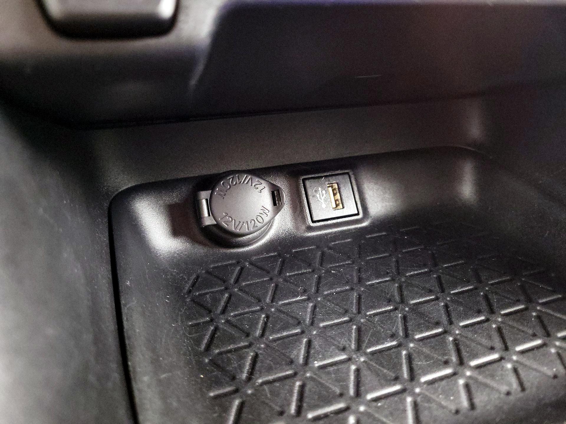 Thumbnail: 2024 Toyota RAV4 - 16