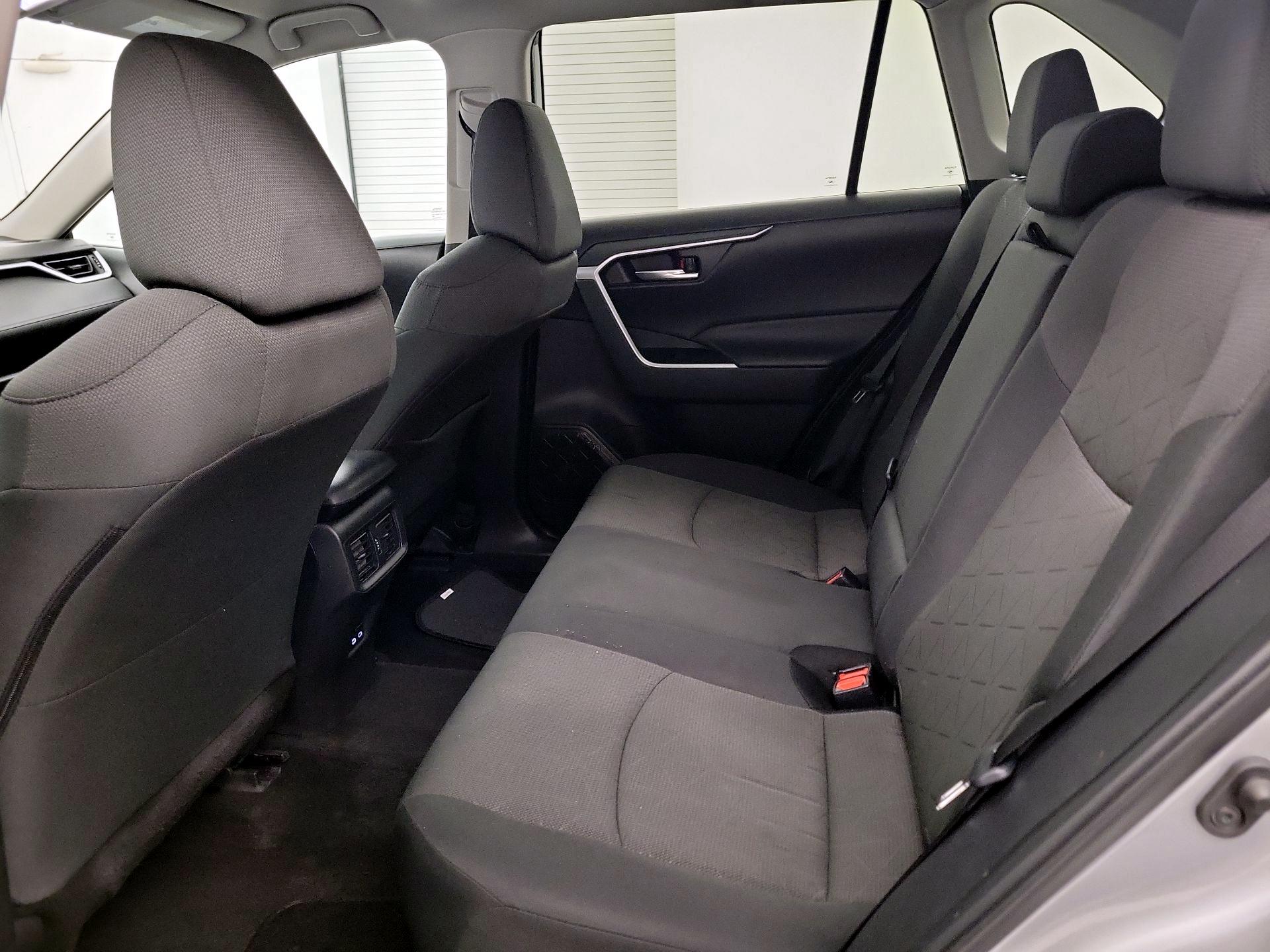 Thumbnail: 2024 Toyota RAV4 - 17