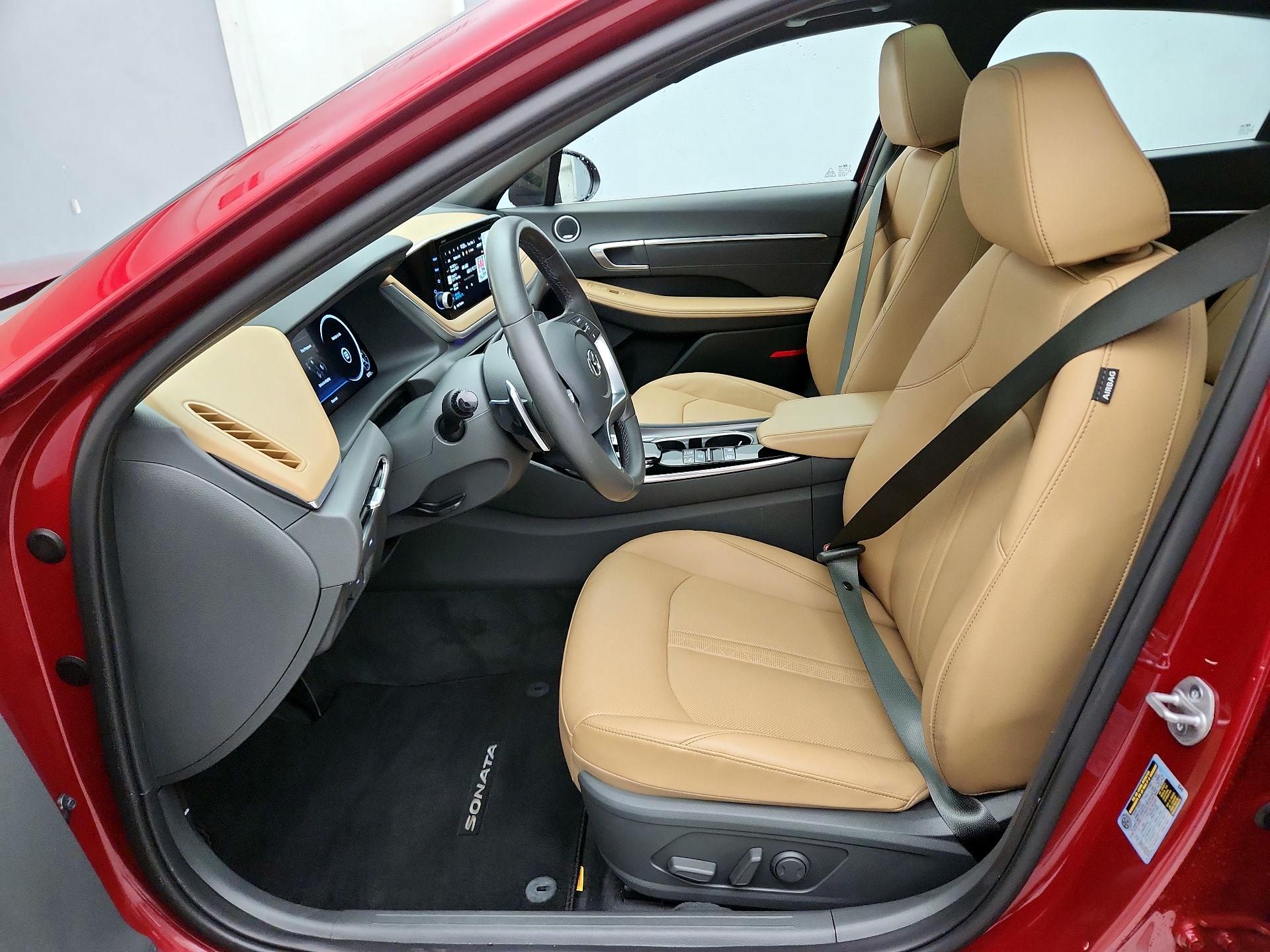 Thumbnail: 2023 Hyundai Sonata - 11