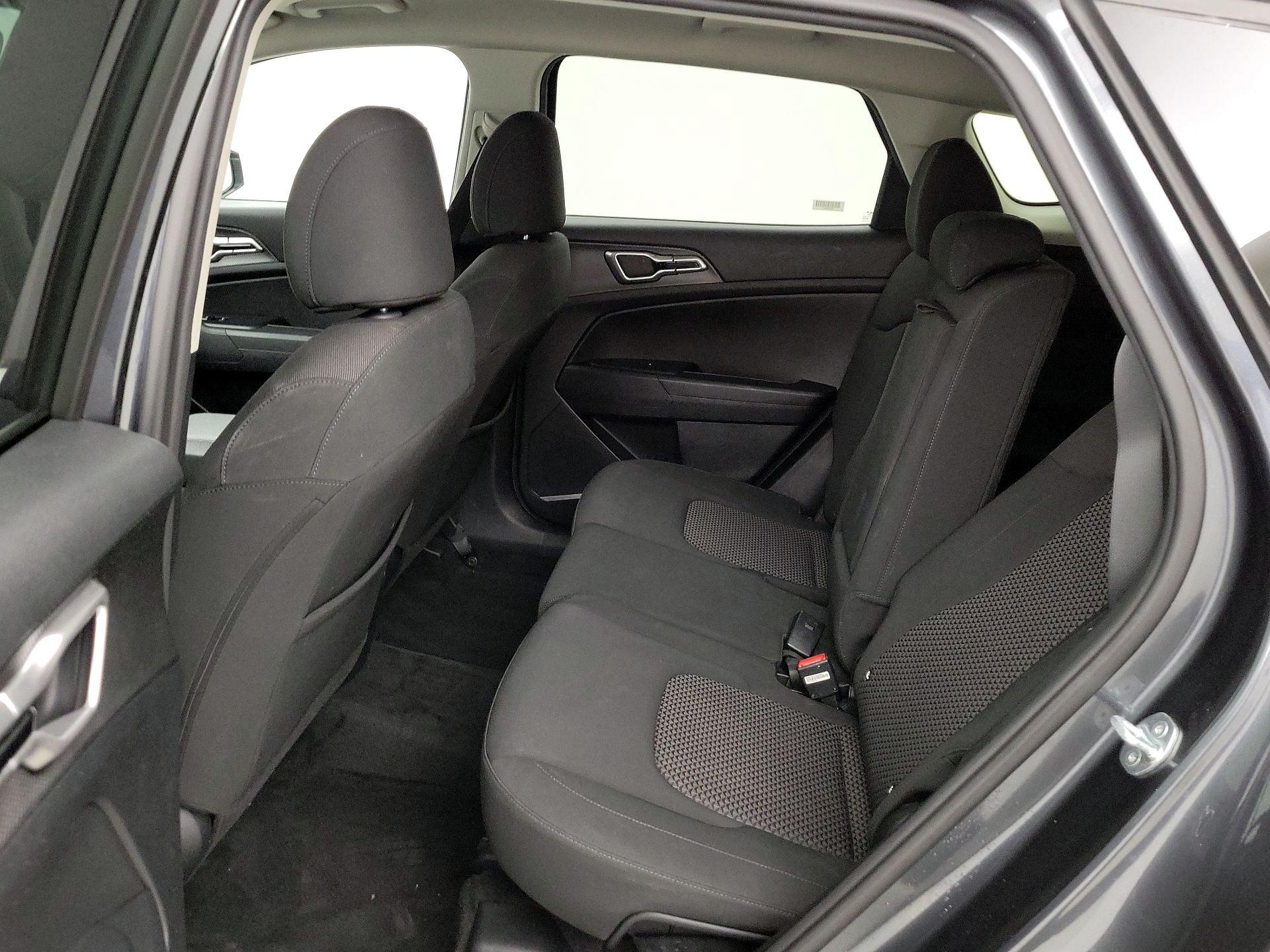 Thumbnail: 2023 Kia Sportage - 19