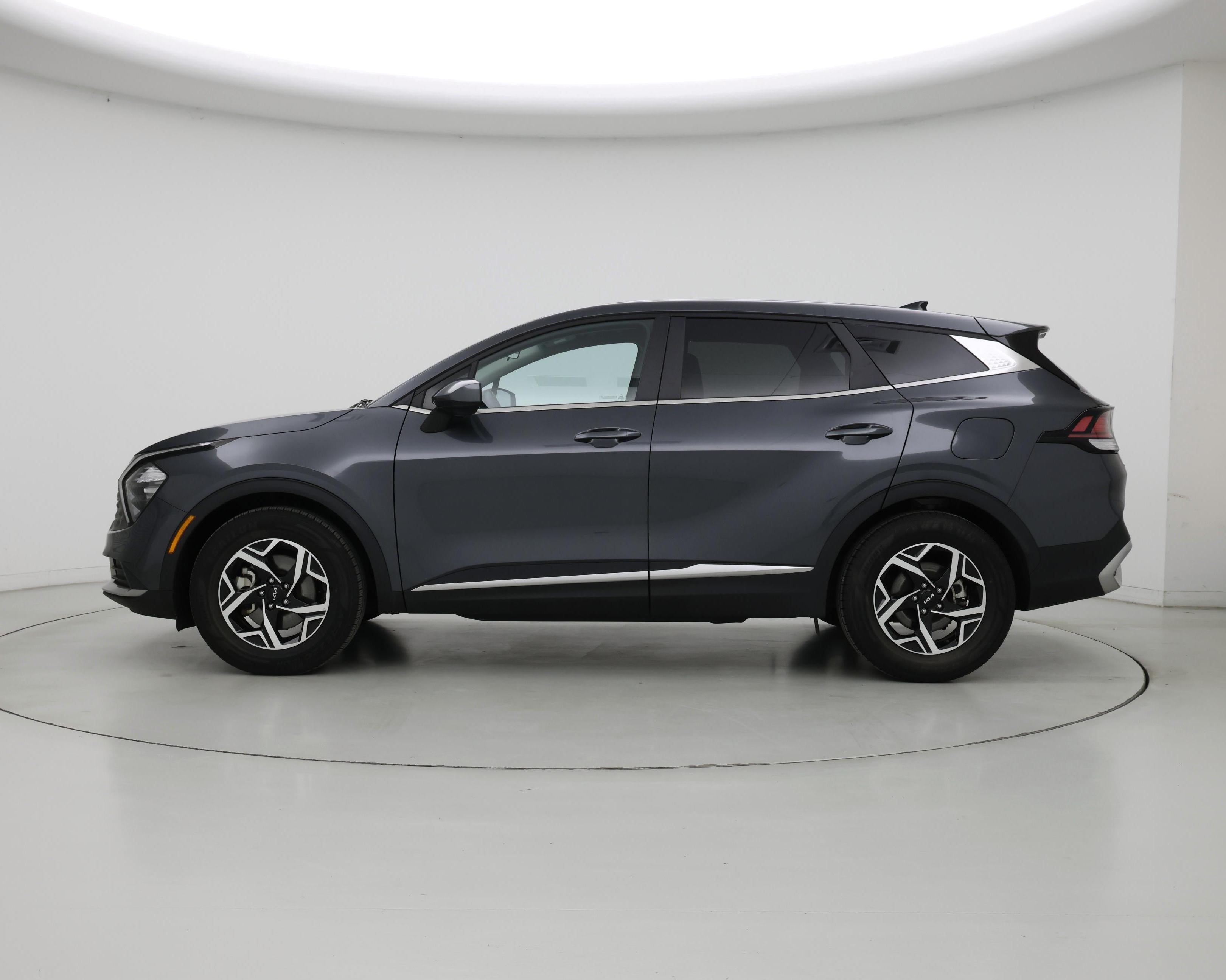 Thumbnail: 2023 Kia Sportage - 3