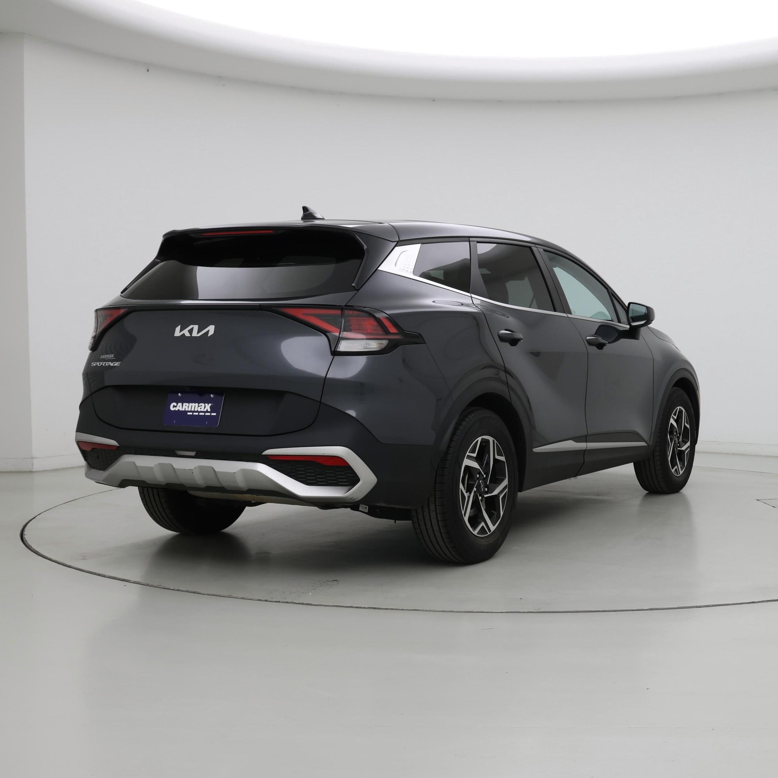 Thumbnail: 2023 Kia Sportage - 8