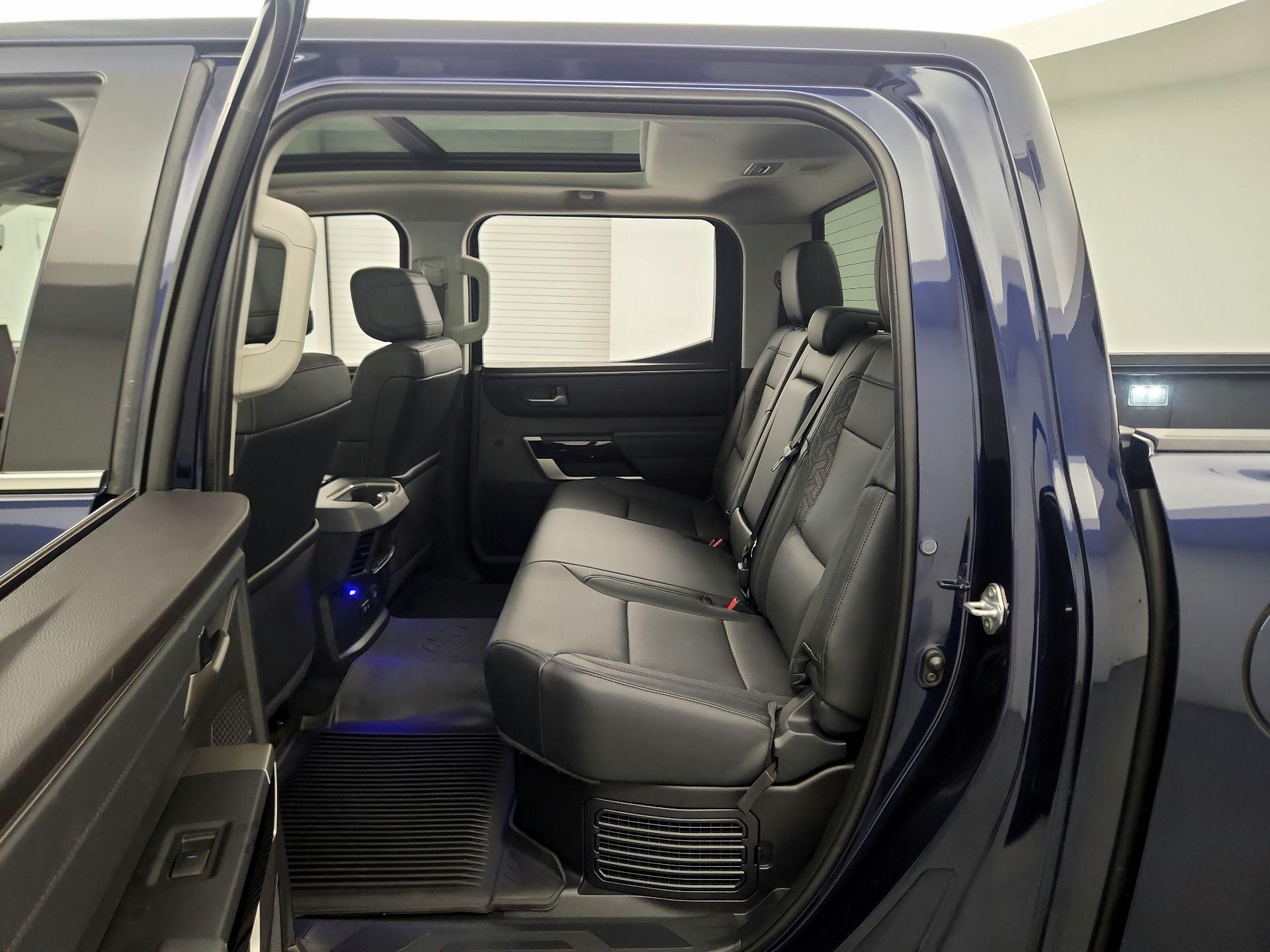 Thumbnail: 2022 Toyota Tundra - 18