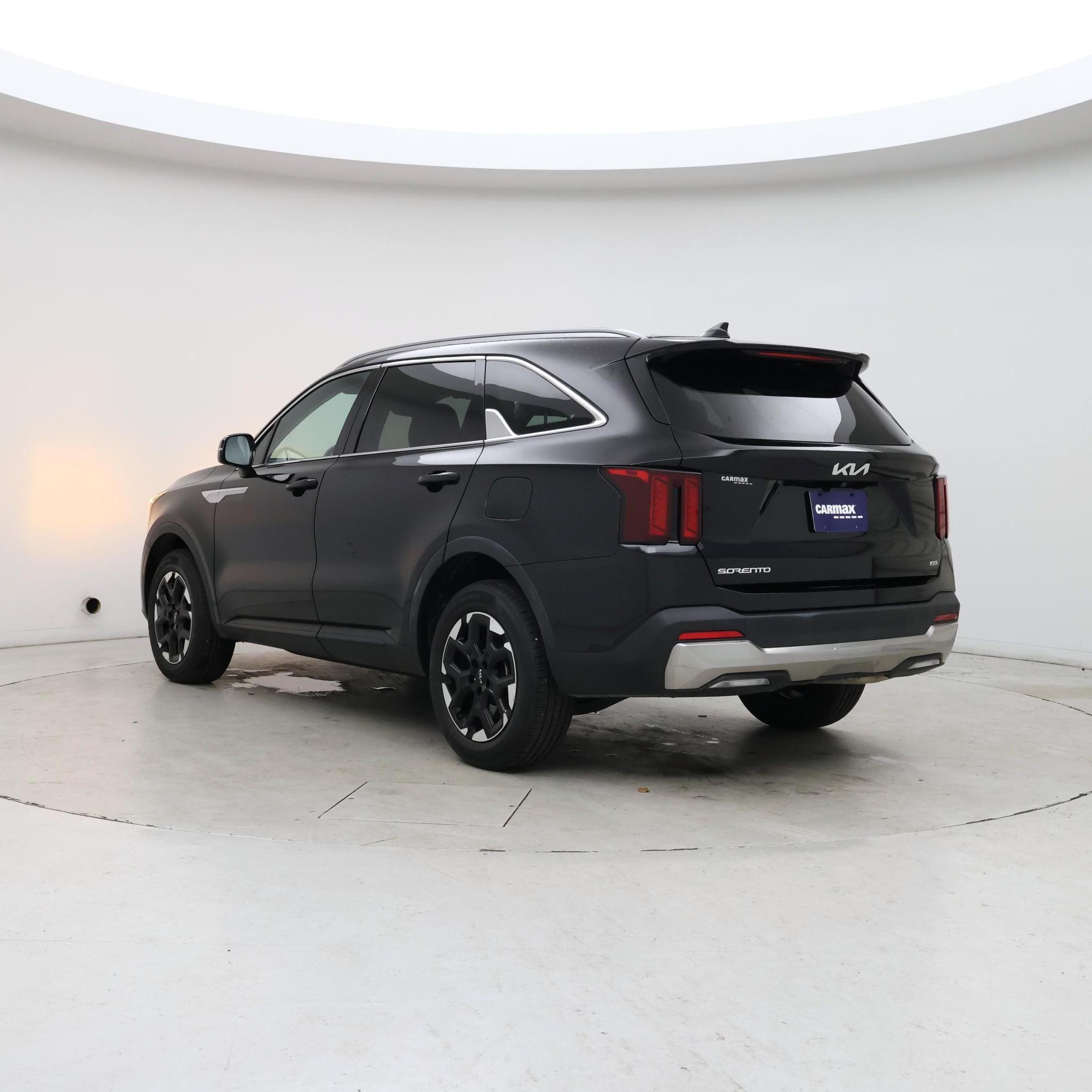 Thumbnail: 2024 Kia Sorento - 2