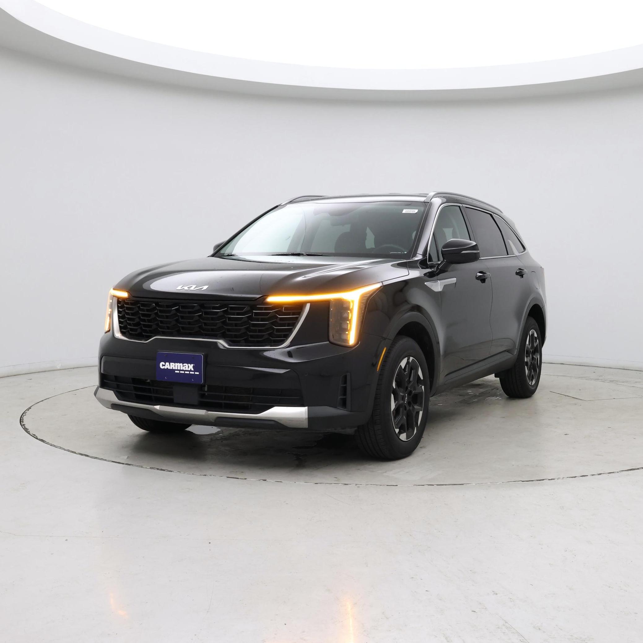 Thumbnail: 2024 Kia Sorento - 4