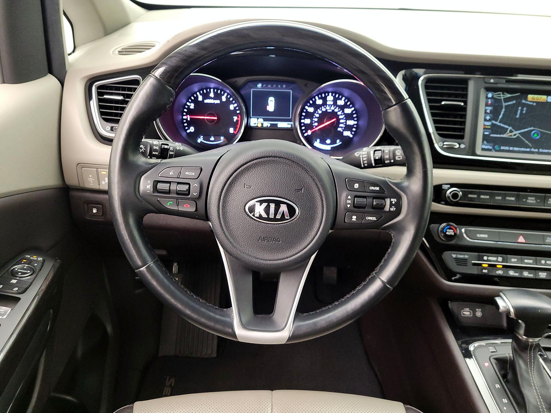 Thumbnail: 2018 Kia Sedona - 10