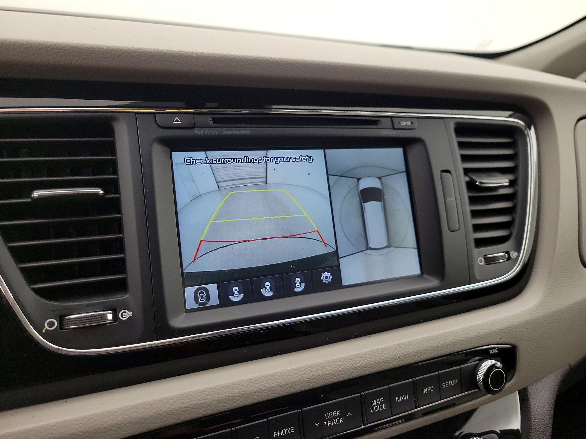 Thumbnail: 2018 Kia Sedona - 15