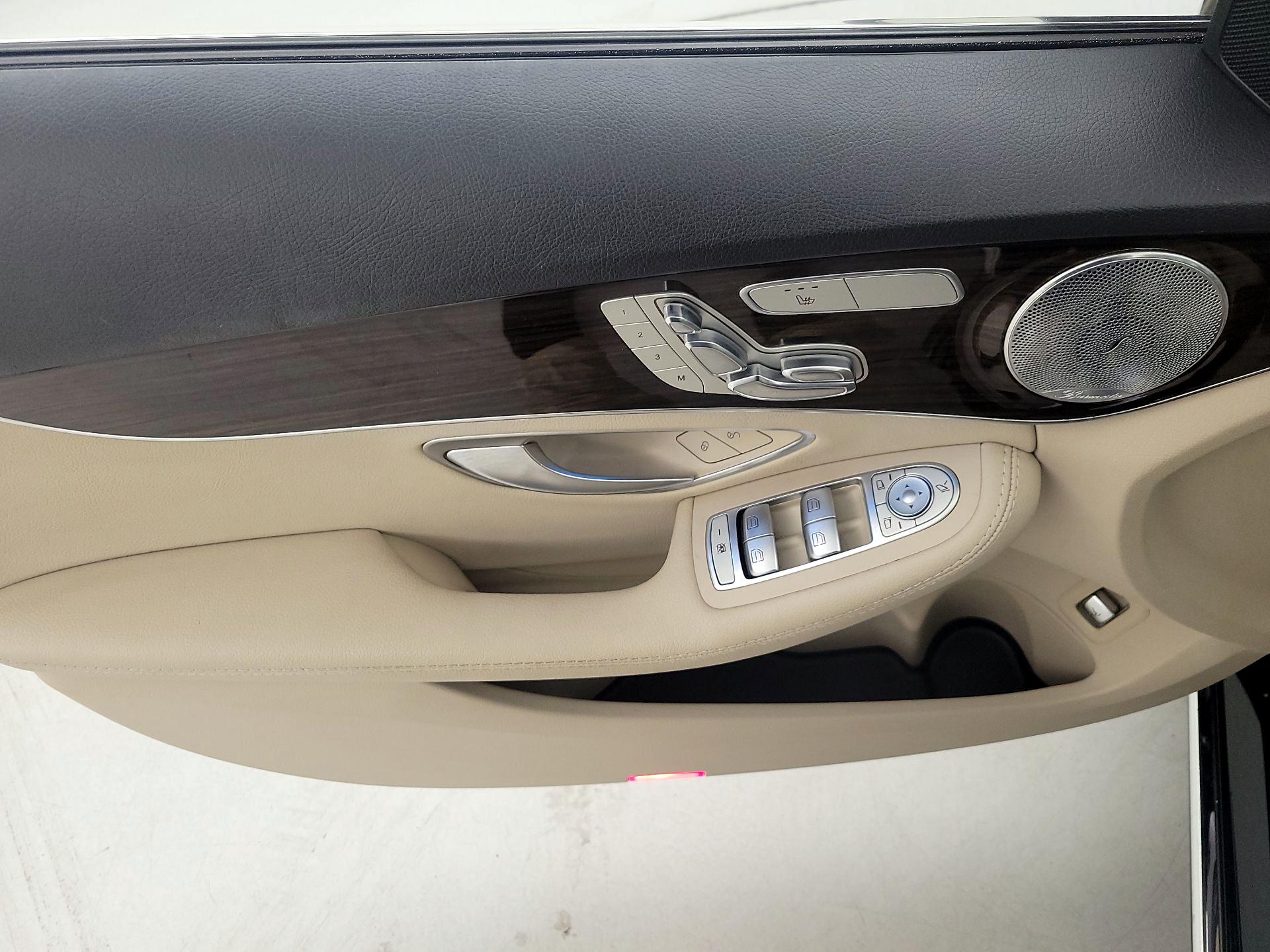 Thumbnail: 2017 Mercedes-Benz C-Class - 12