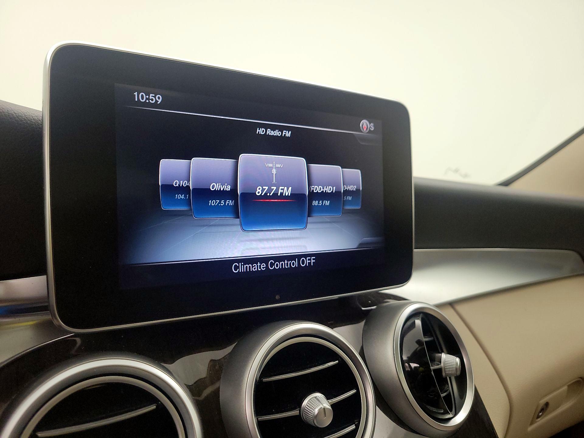 Thumbnail: 2017 Mercedes-Benz C-Class - 16