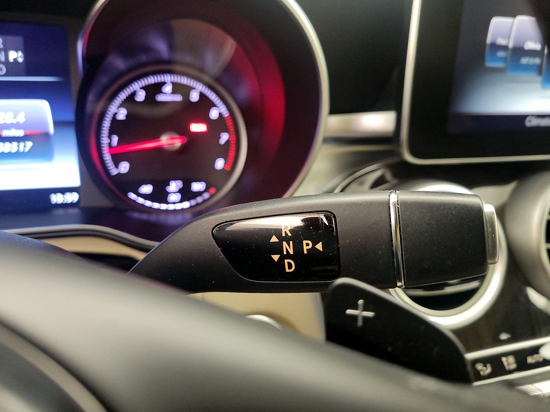 Thumbnail: 2017 Mercedes-Benz C-Class - 18