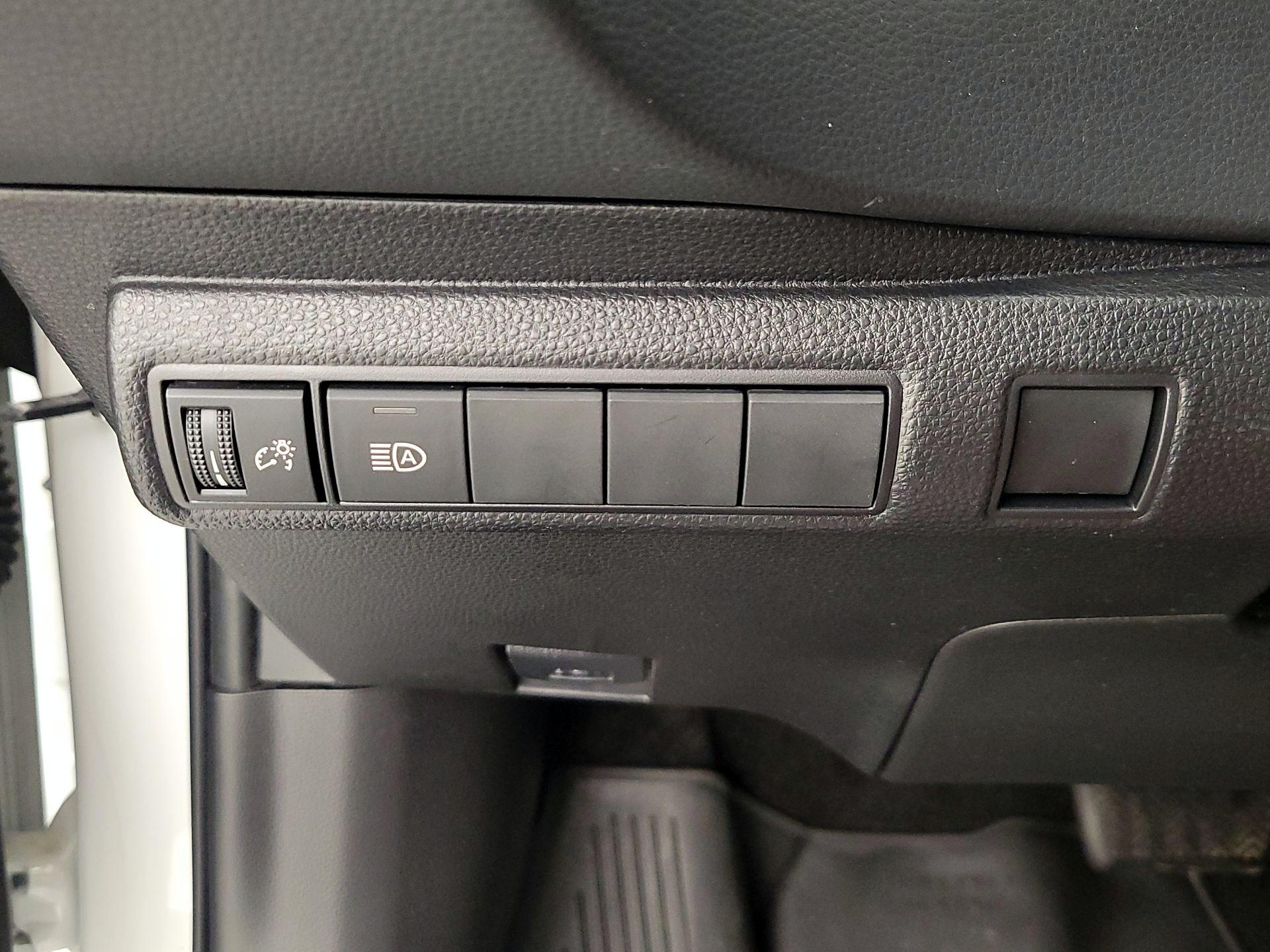 Thumbnail: 2022 Toyota Corolla - 13