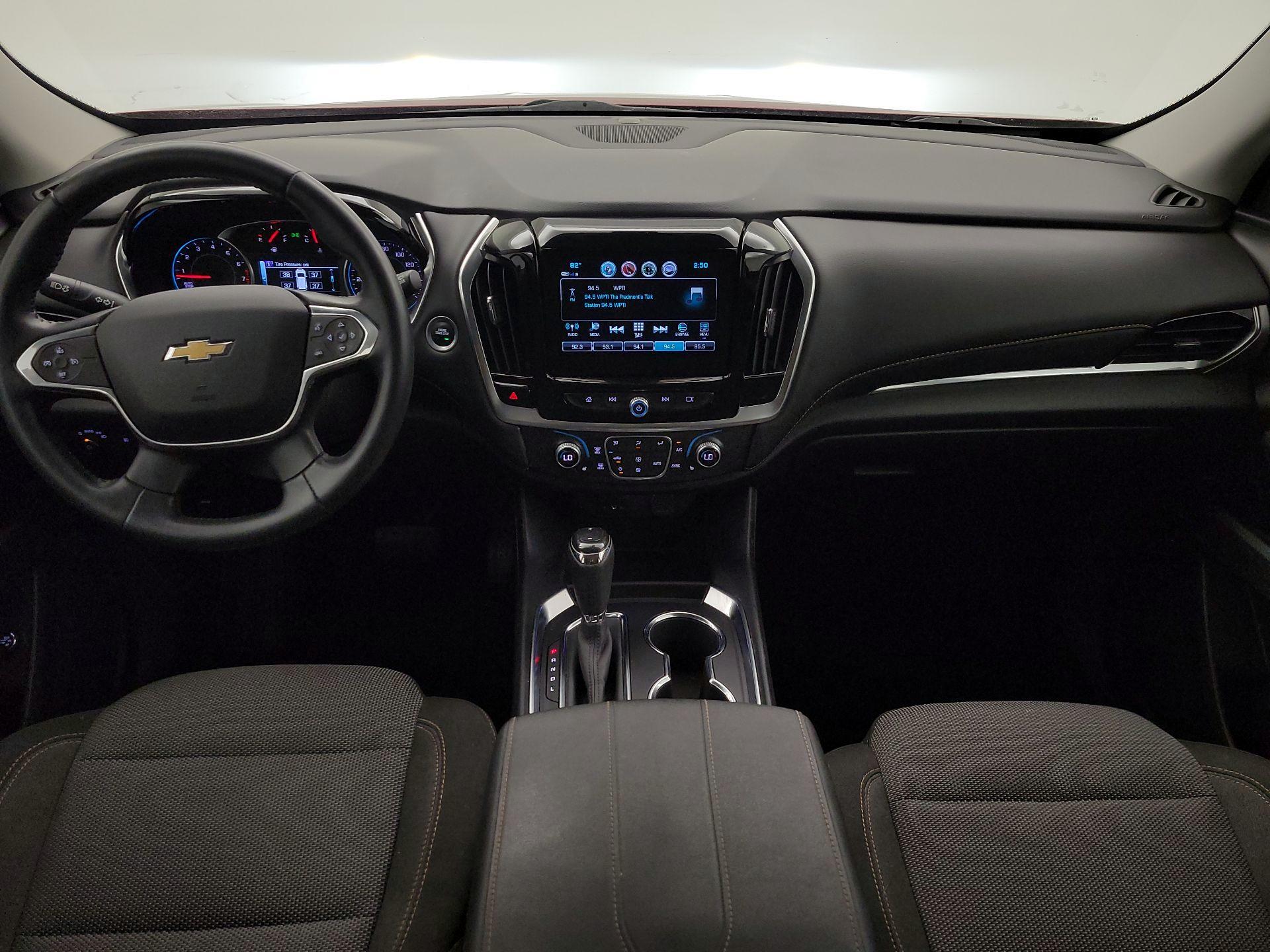Thumbnail: 2018 Chevrolet Traverse - 9