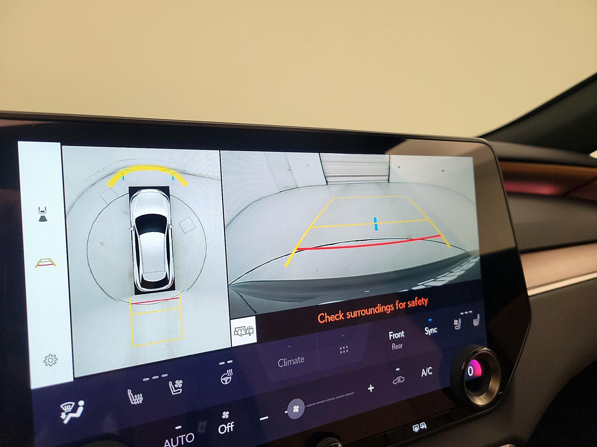 Thumbnail: 2025 Lexus RX - 15