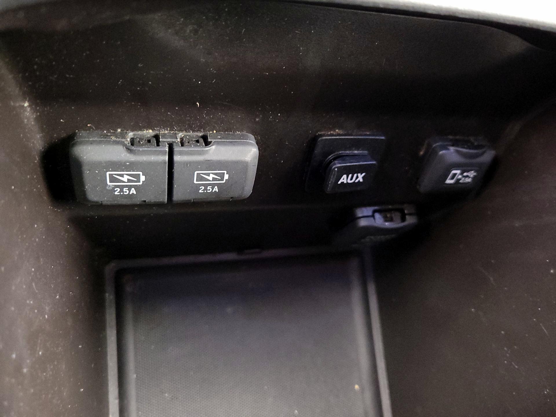 Thumbnail: 2018 Acura MDX - 19