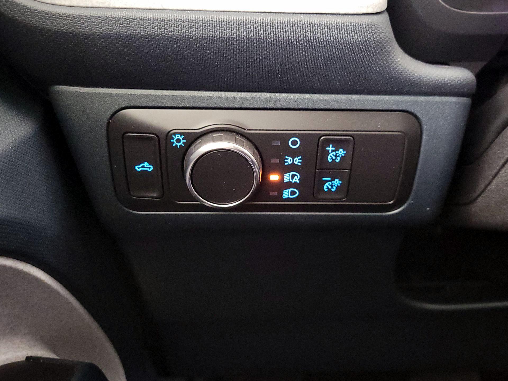 Thumbnail: 2022 Ford Maverick - 13