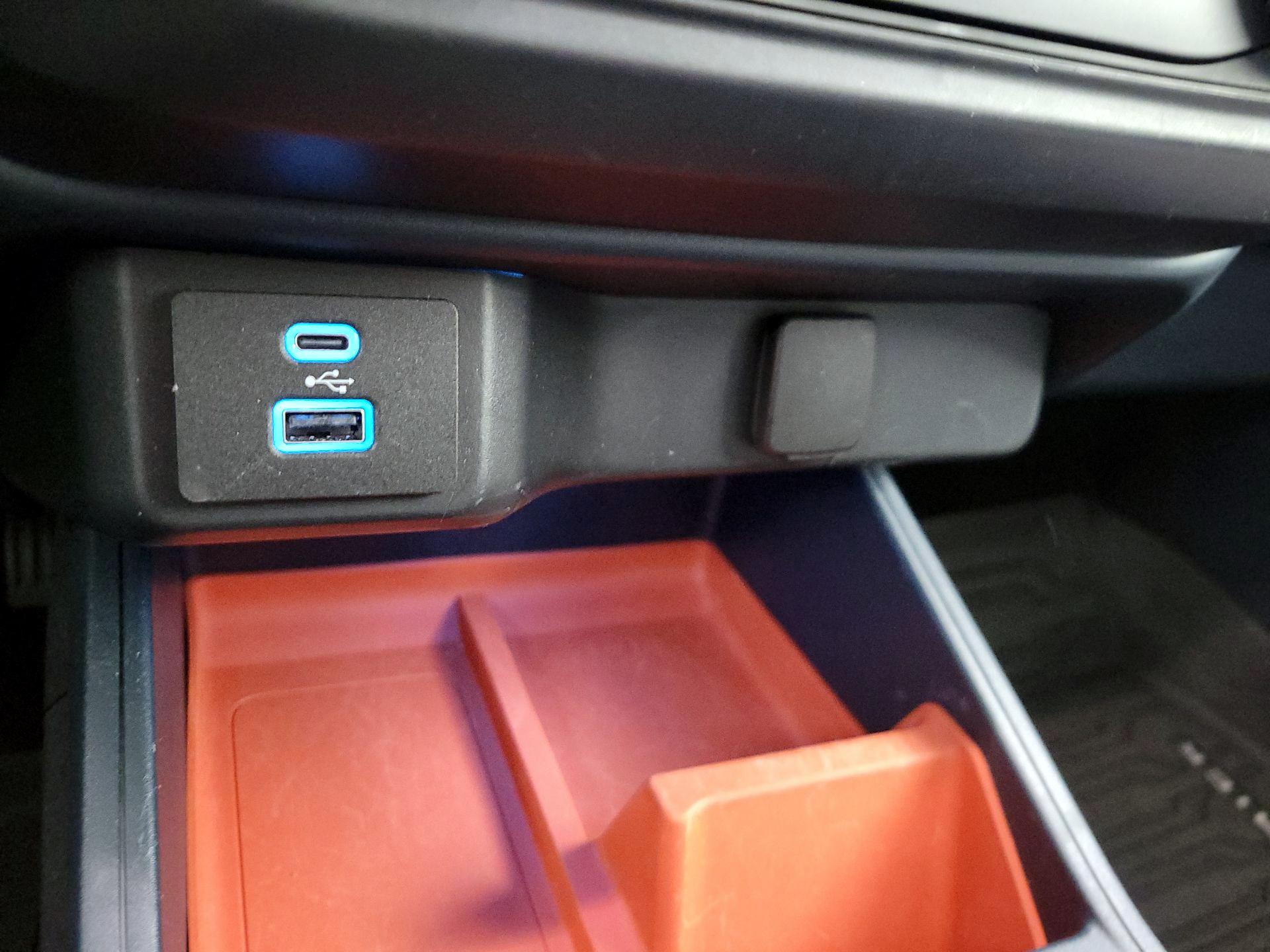 Thumbnail: 2022 Ford Maverick - 18