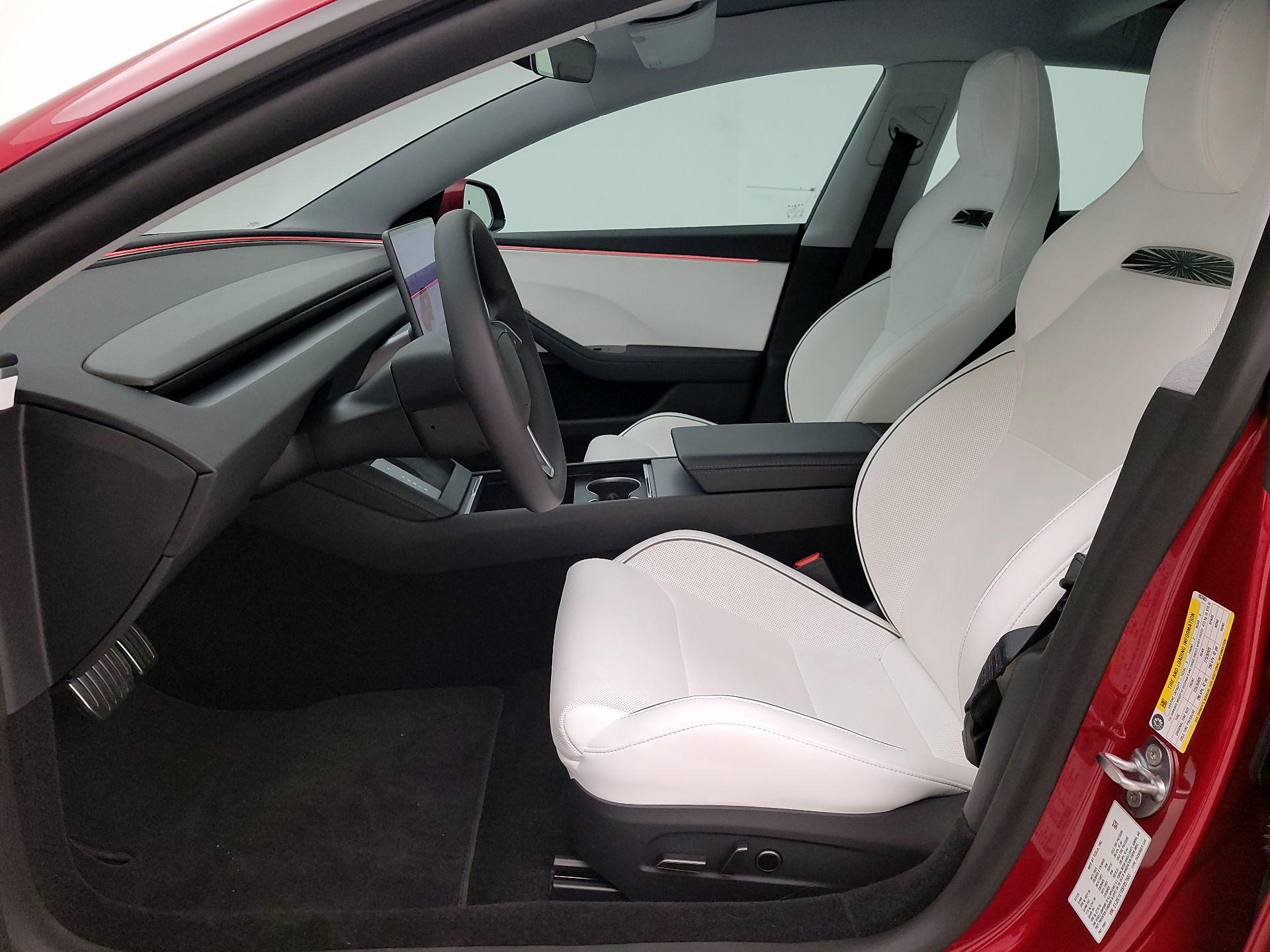 Thumbnail: 2025 Tesla Model 3 - 11