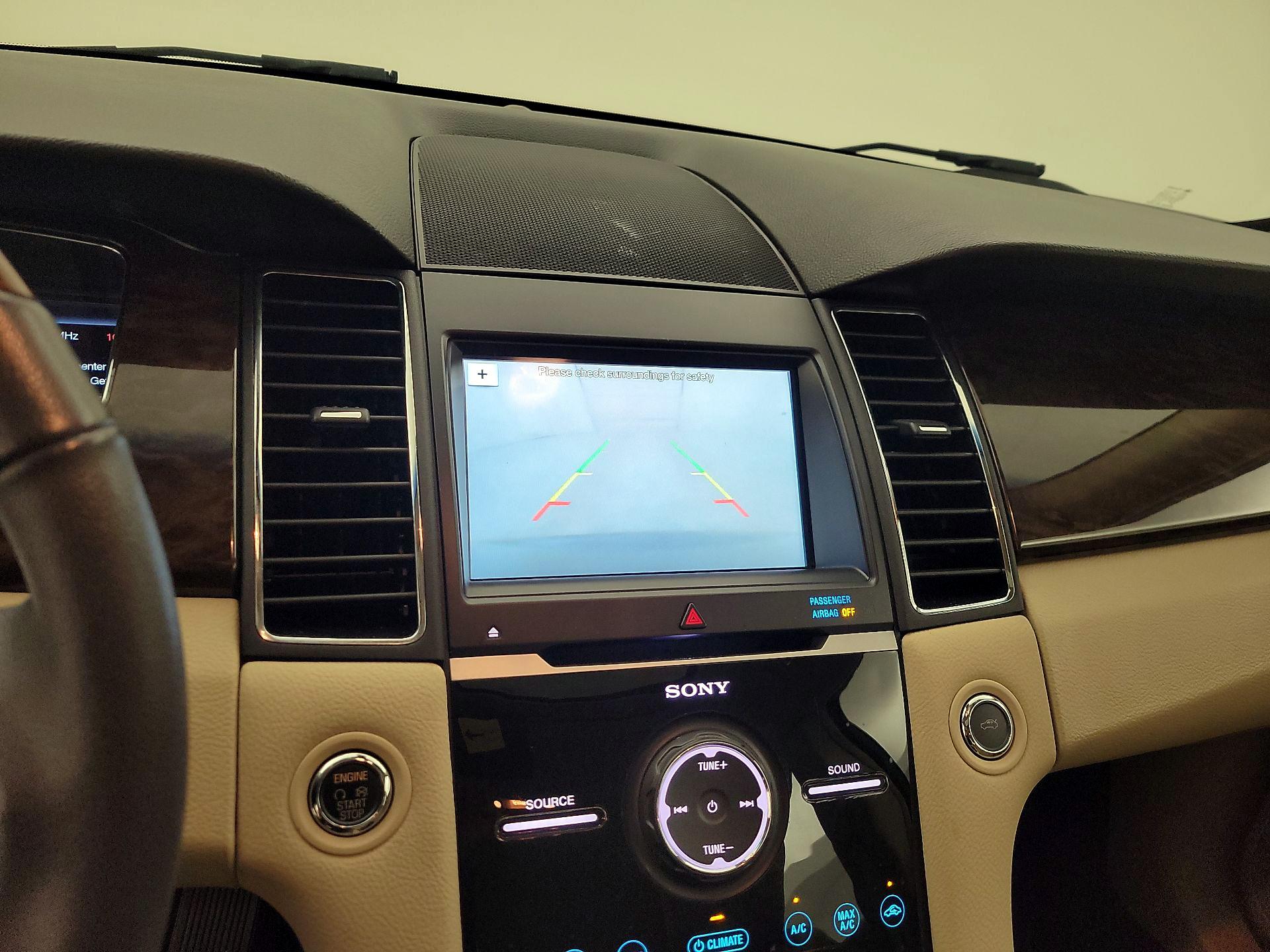 Thumbnail: 2018 Ford Taurus - 15