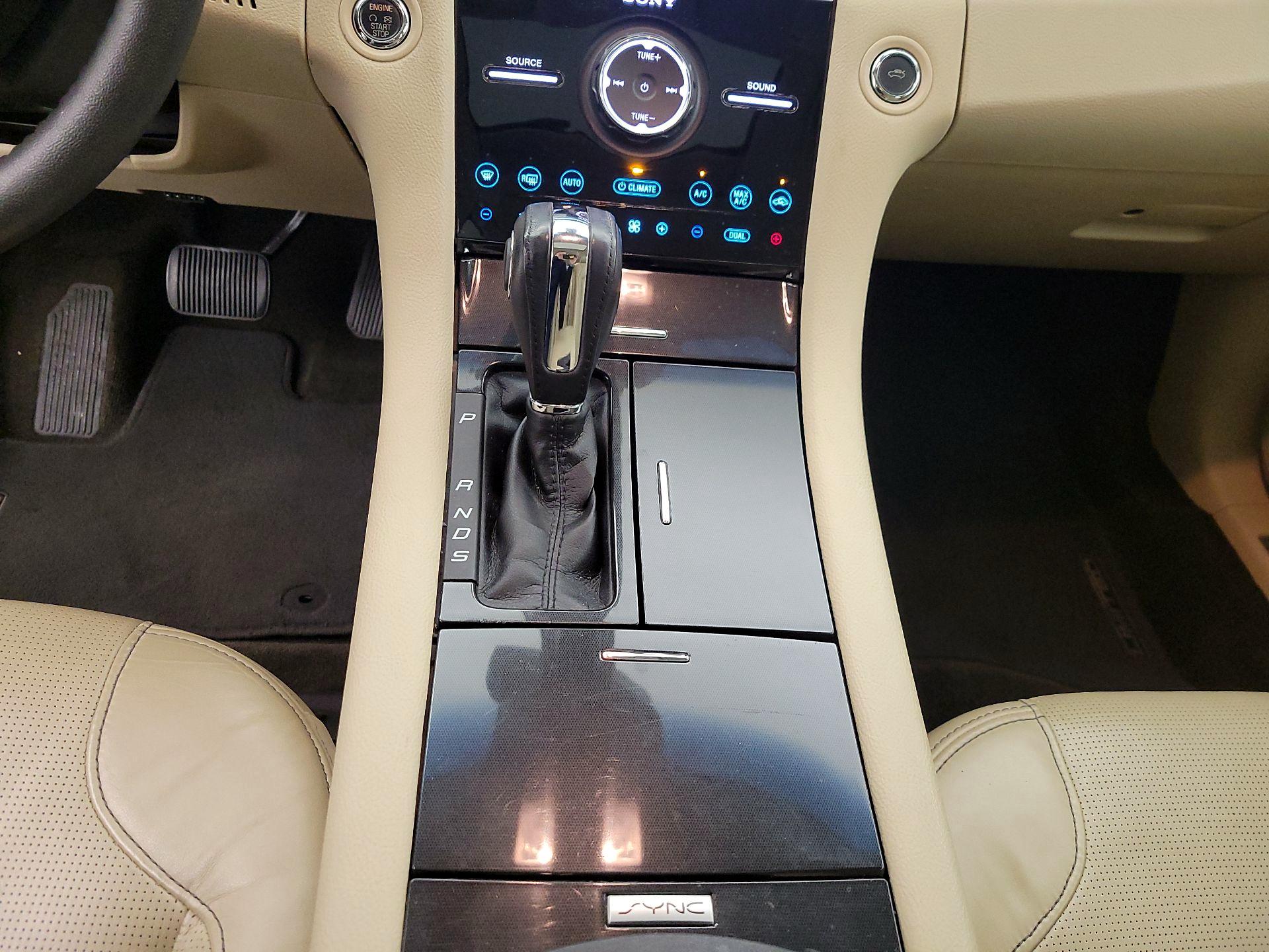 Thumbnail: 2018 Ford Taurus - 18