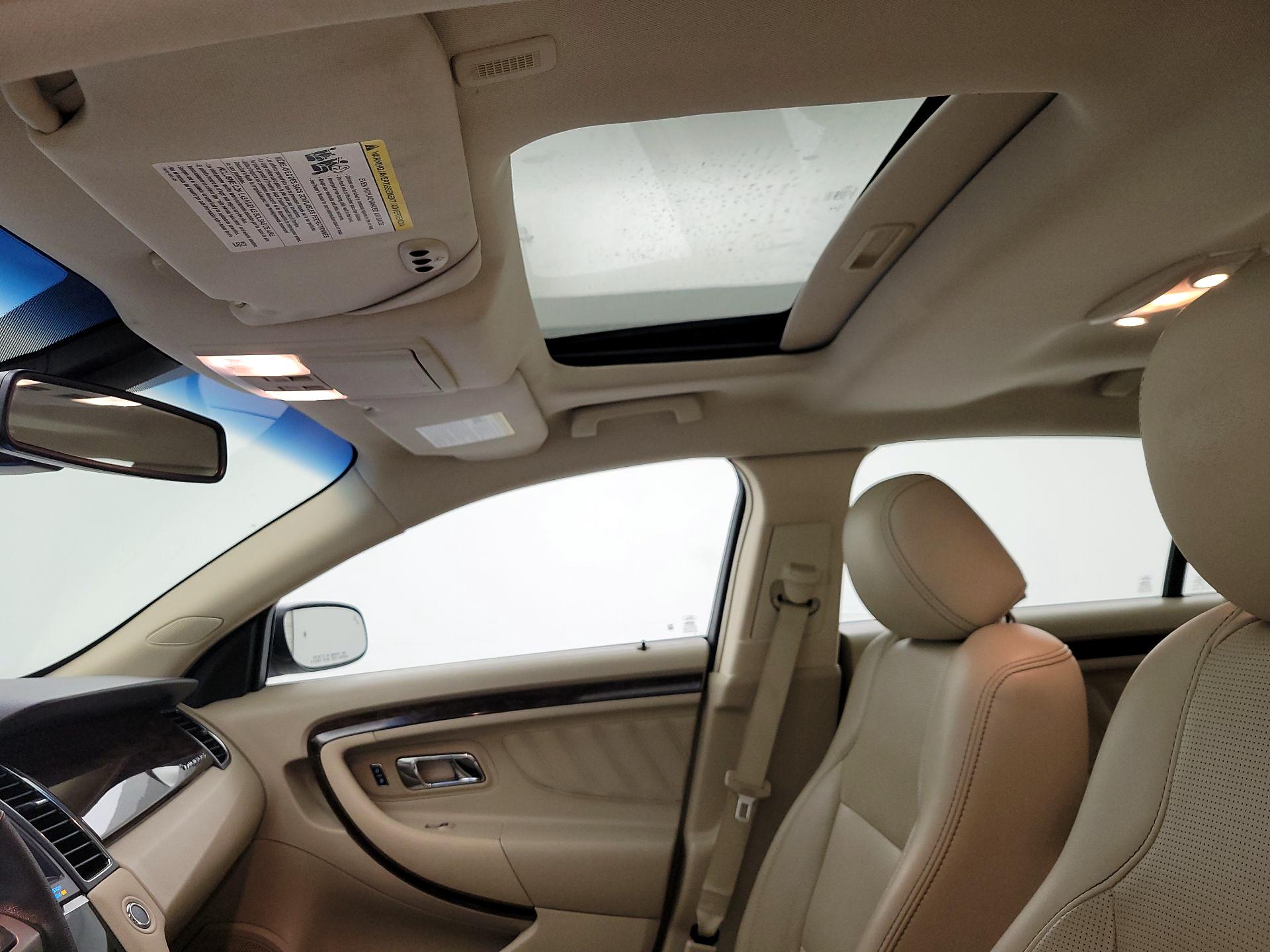 Thumbnail: 2018 Ford Taurus - 20