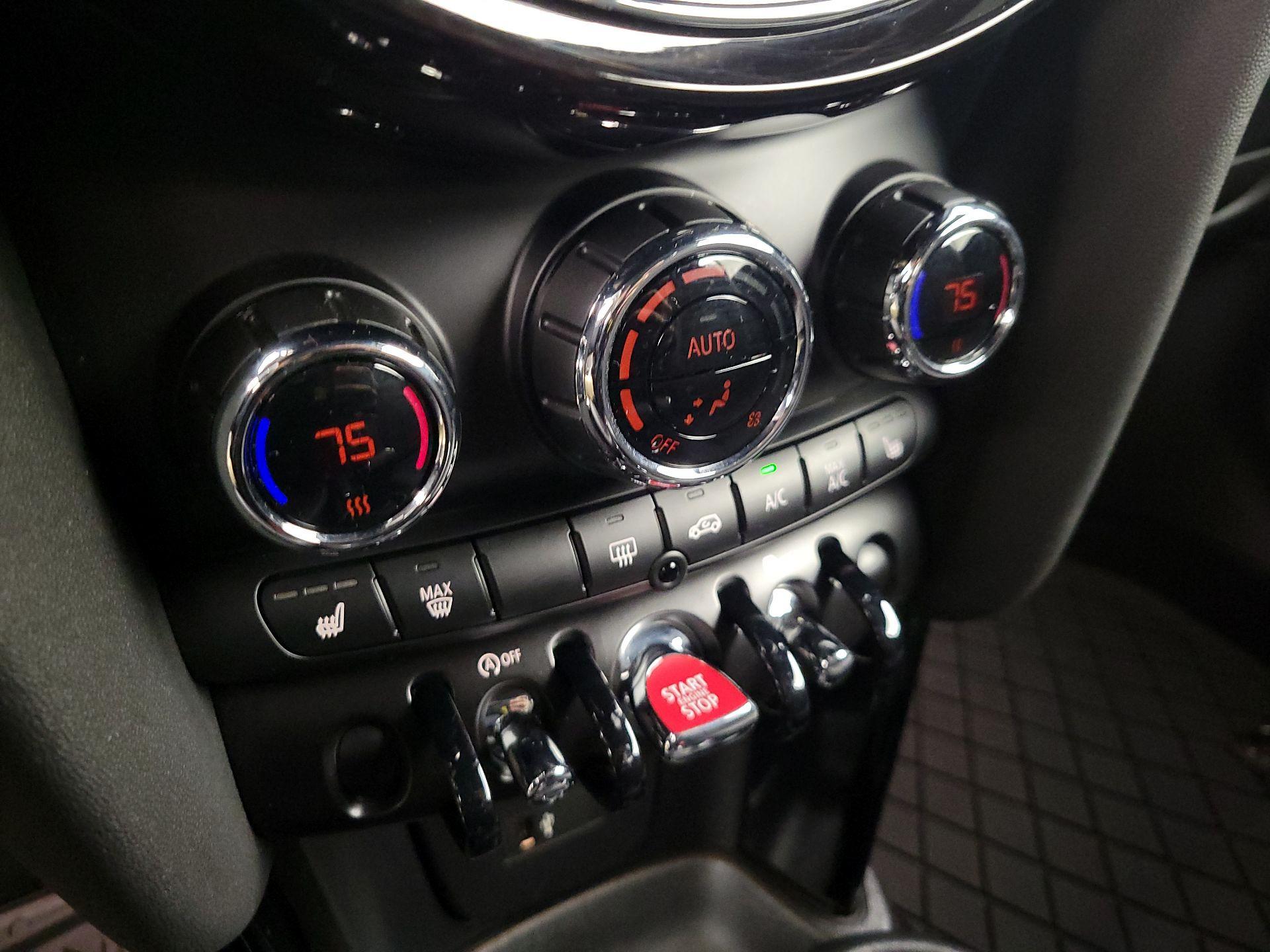 Thumbnail: 2024 MINI Cooper - 17