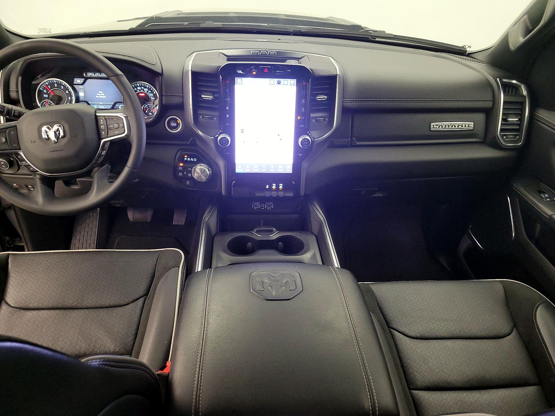 Thumbnail: 2025 RAM 1500 - 9