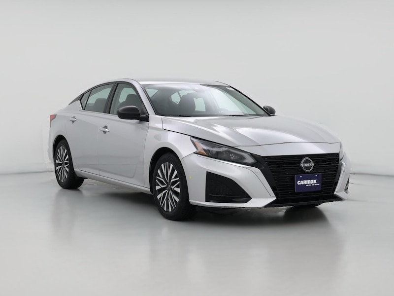 2024 Nissan Altima SV