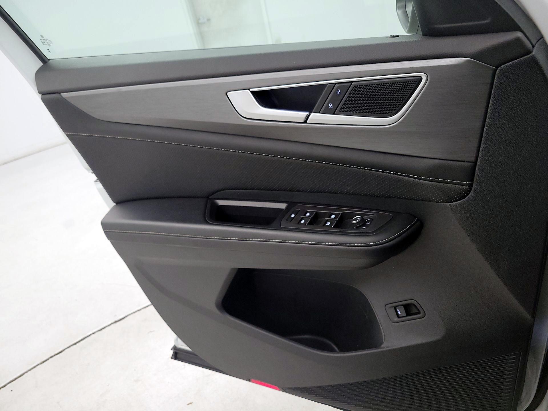 Thumbnail: 2024 Volkswagen Atlas - 12