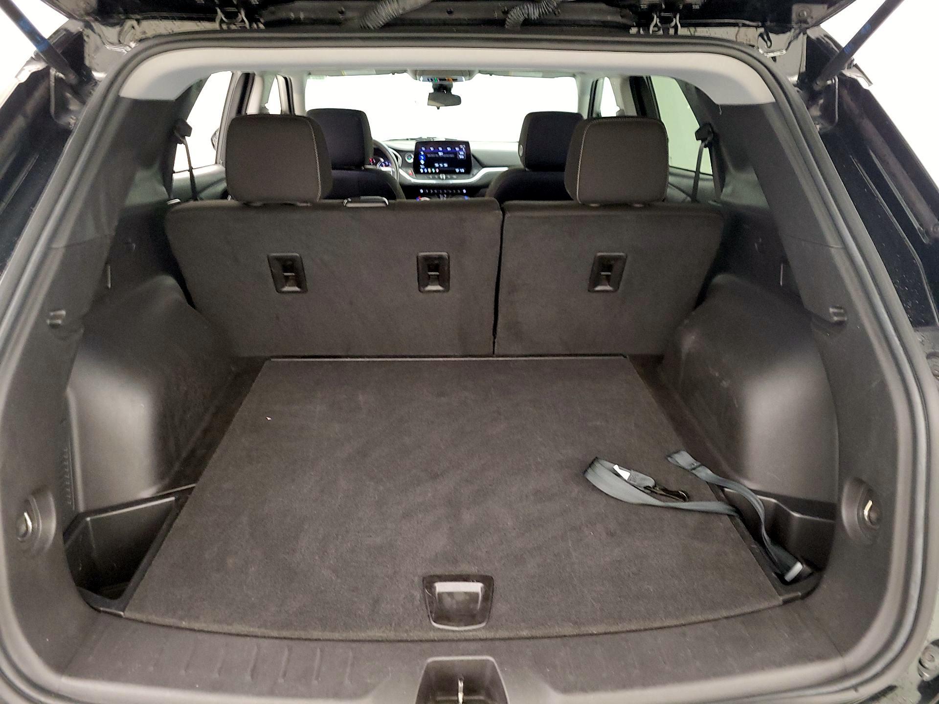 Thumbnail: 2023 Chevrolet Blazer - 20