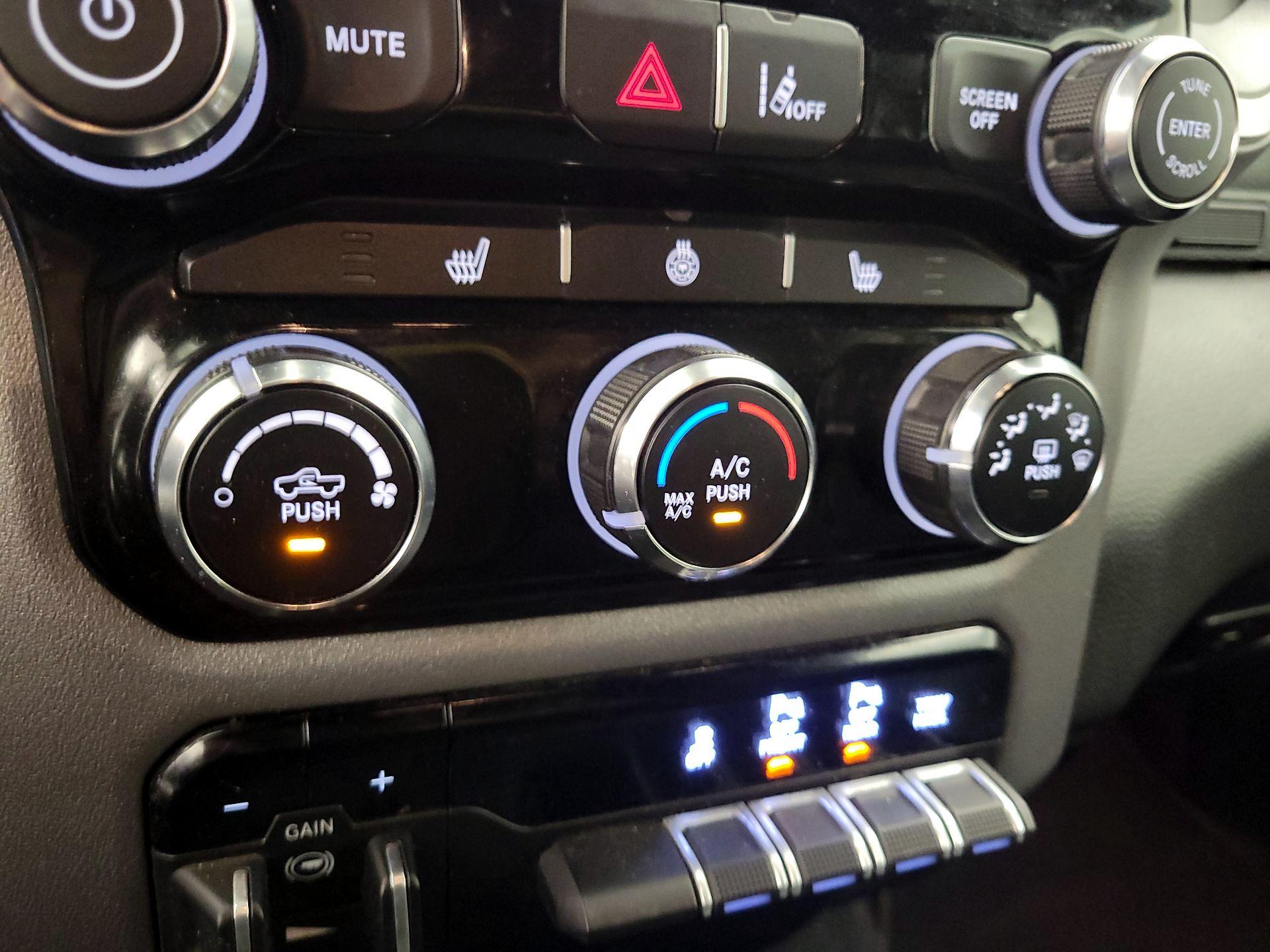 Thumbnail: 2025 RAM 1500 - 16