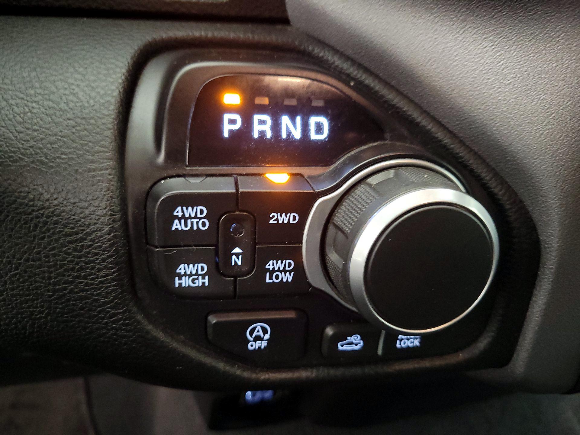 Thumbnail: 2025 RAM 1500 - 17