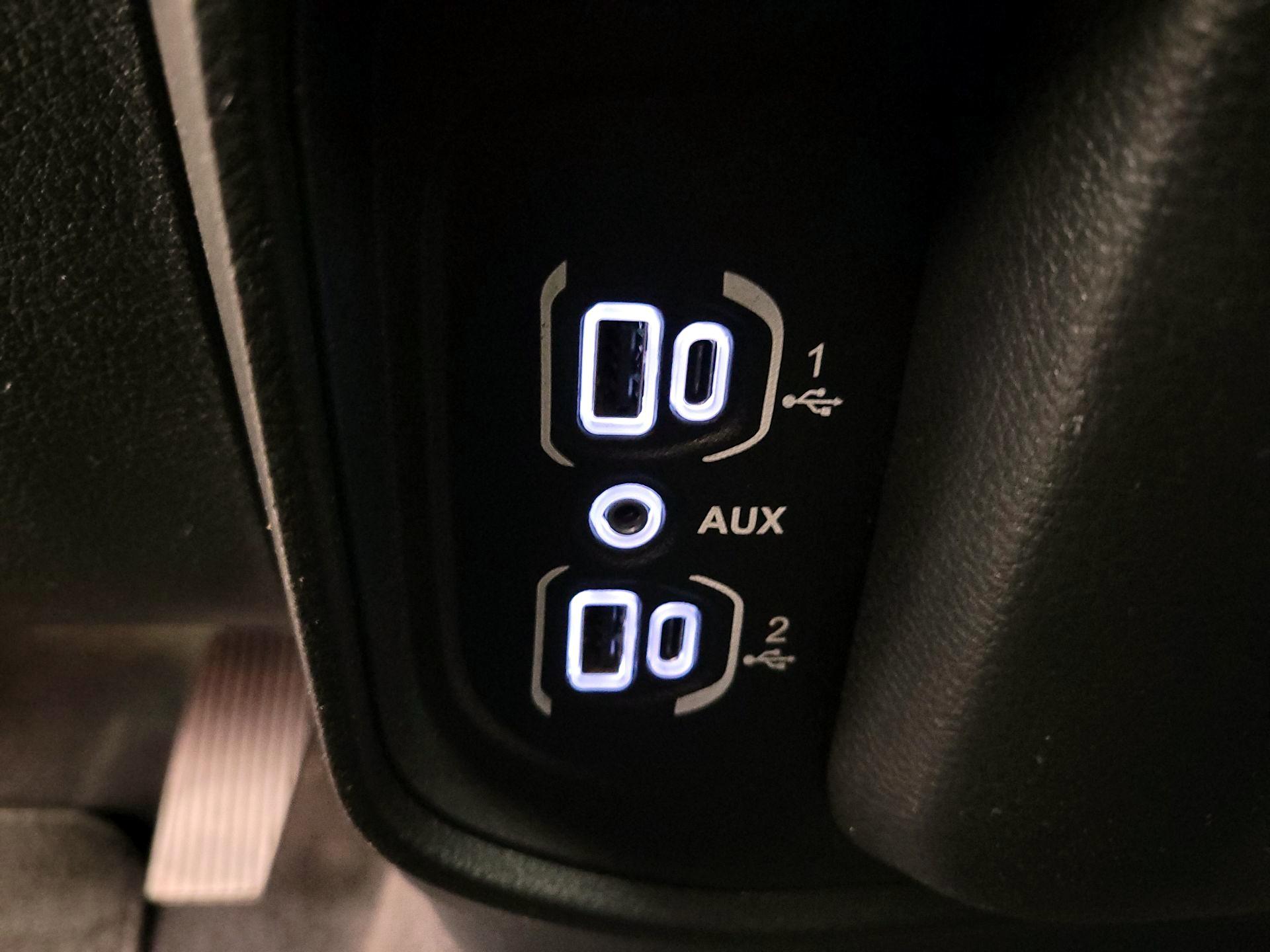 Thumbnail: 2025 RAM 1500 - 18