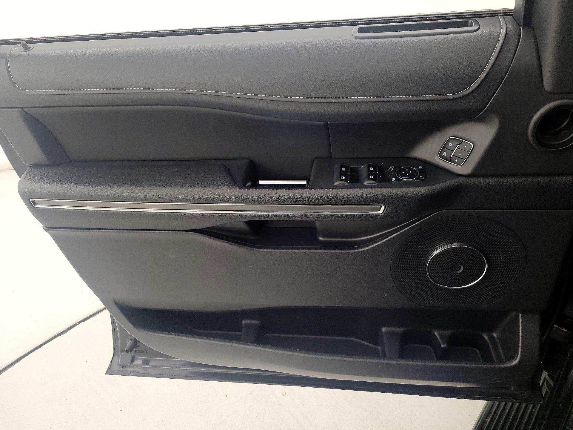 Thumbnail: 2024 Ford Expedition MAX - 12