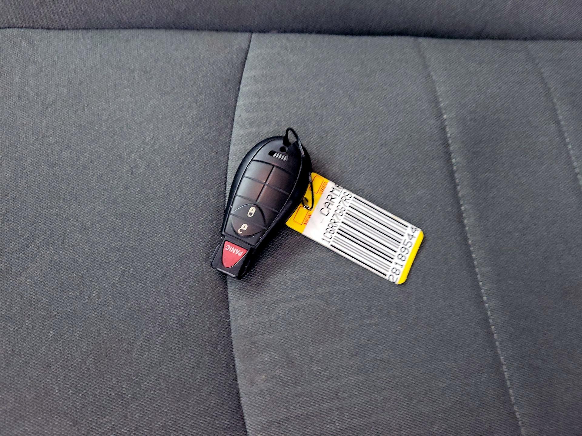 Thumbnail: 2024 RAM 1500 Classic - 20