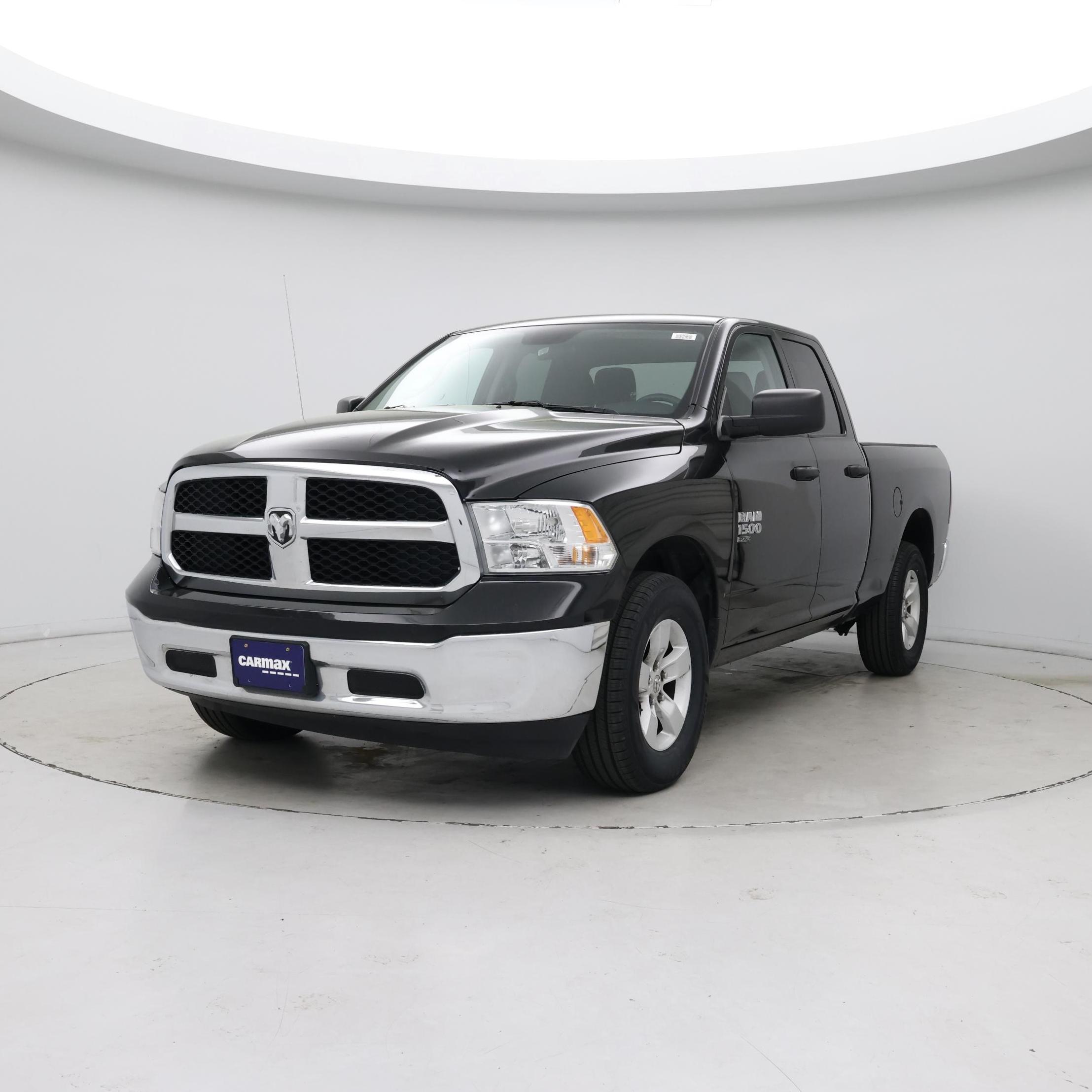 Thumbnail: 2024 RAM 1500 Classic - 4